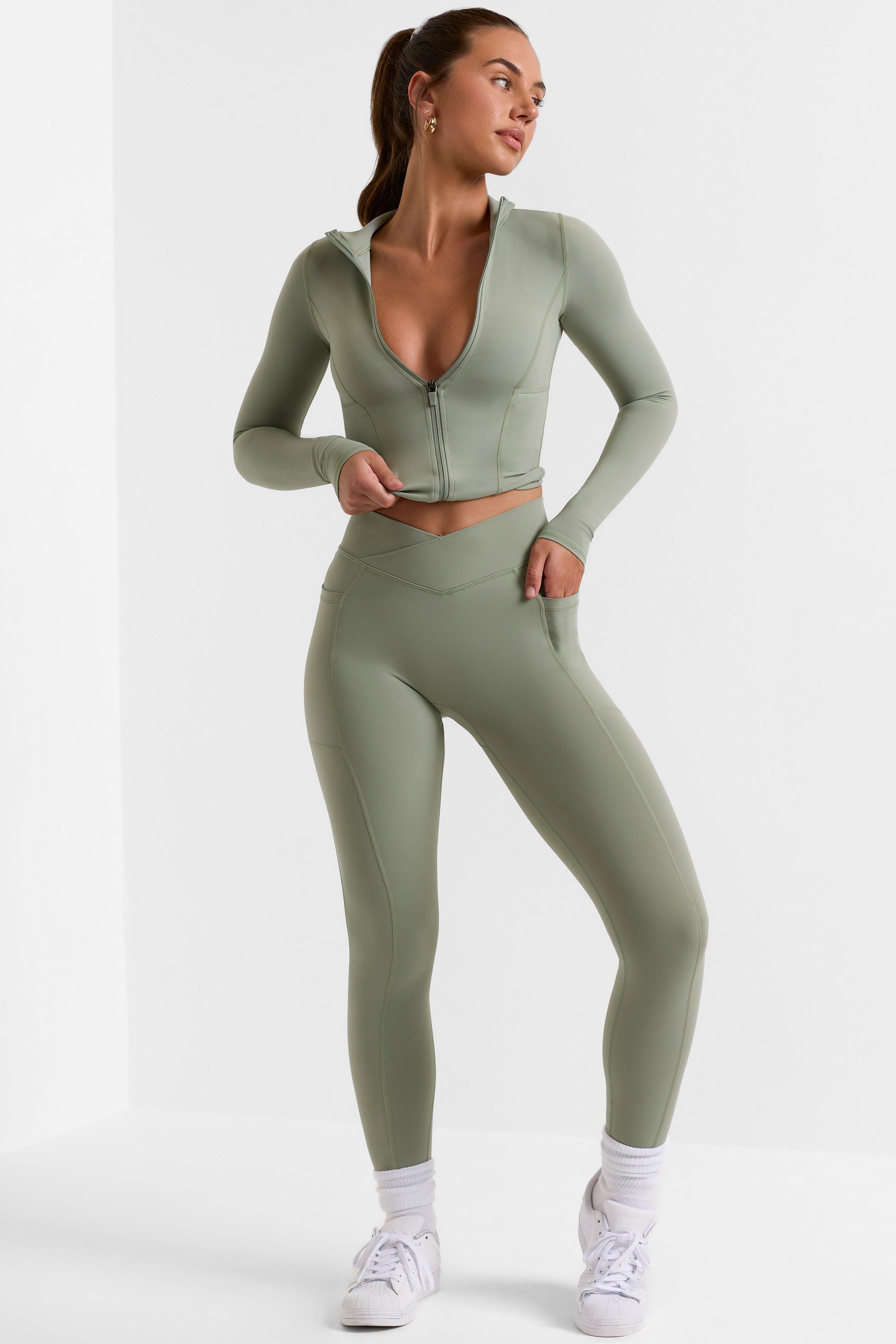 Soft Active Full-Length Leggings in Bamboo Green – Bo+Tee