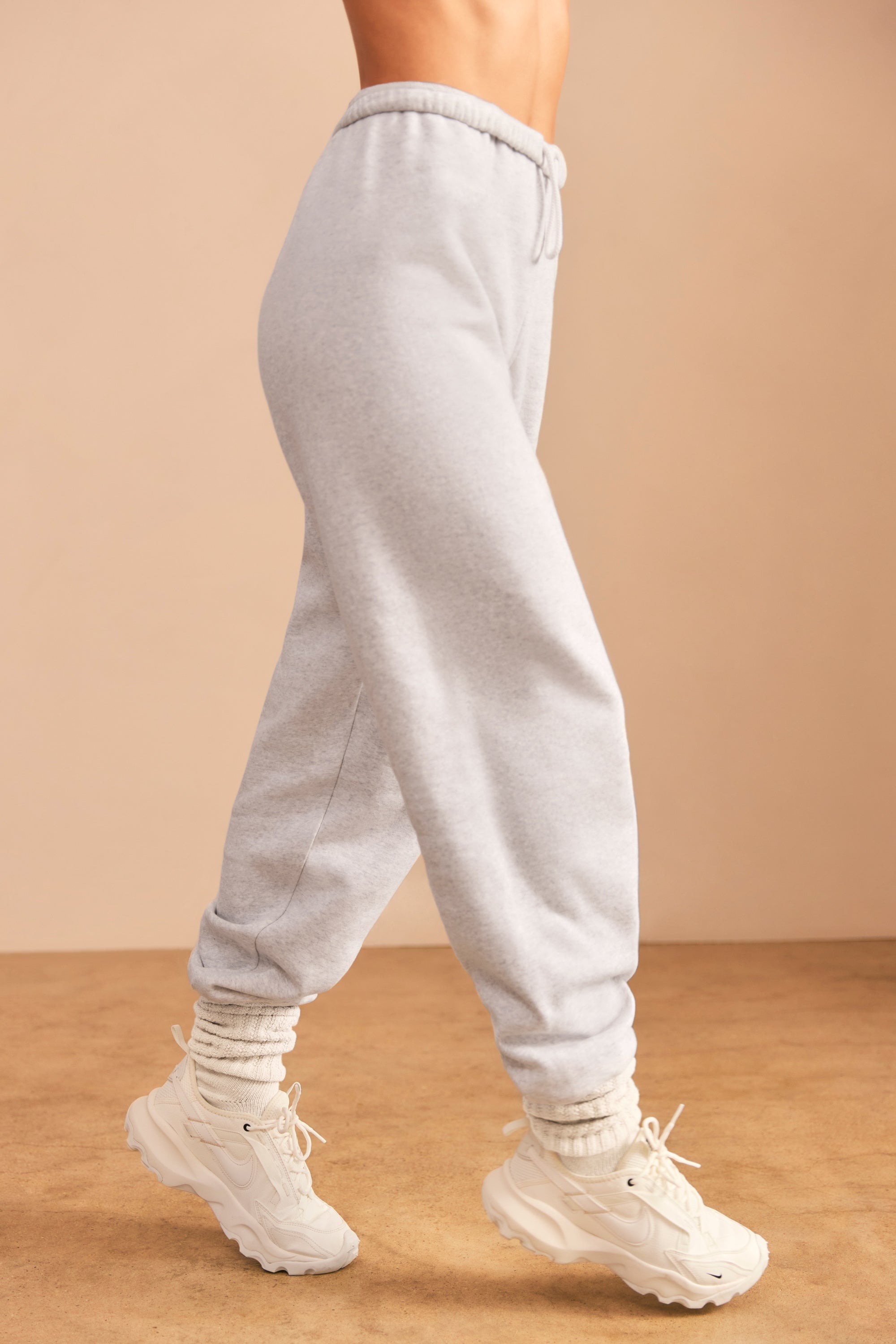 Pacific Relaxed Fit Joggers in Heather Grey