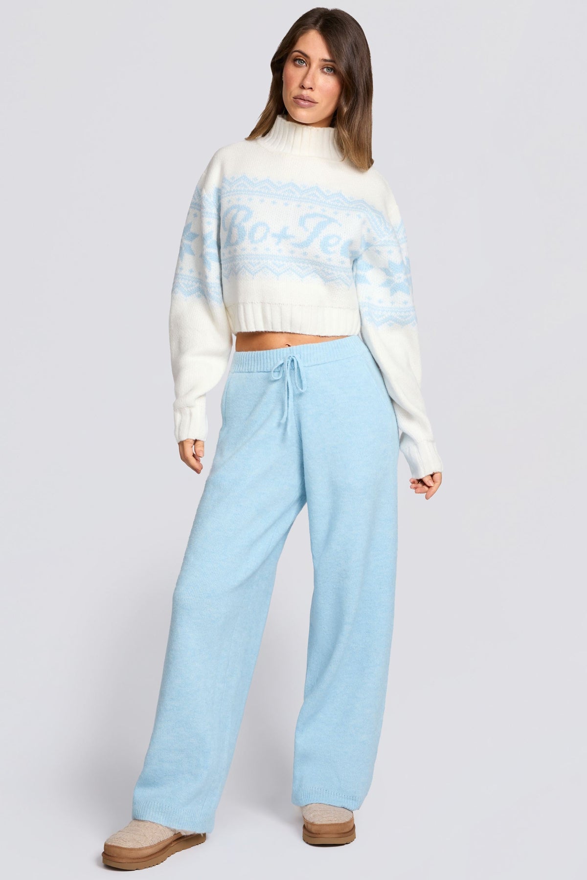 Knit Mid-Rise Wide-Leg Joggers in Powder Blue