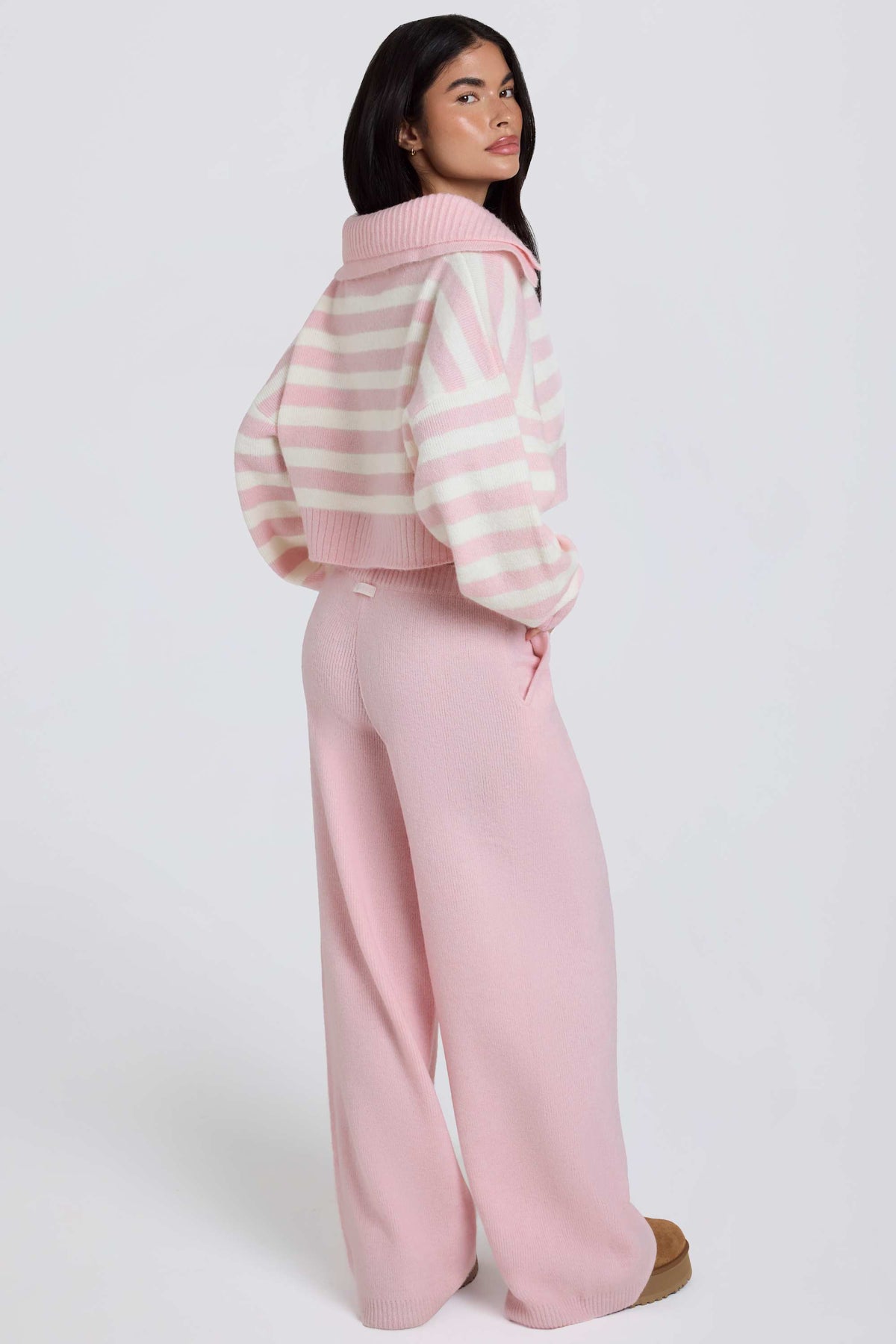 BT02530-Pink_KnitClassicsEffortlessEdit_2.jpg