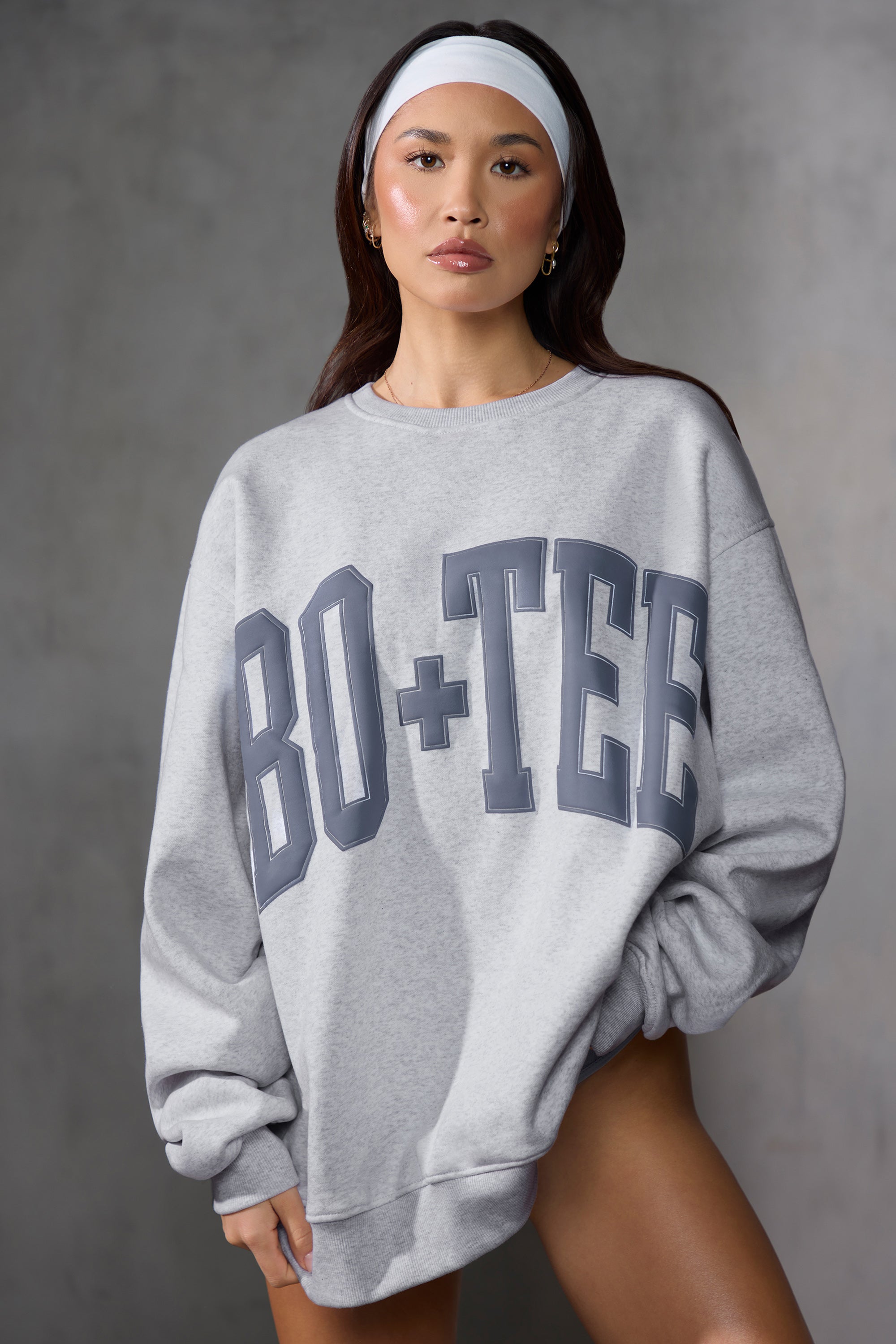 New Staples - Oversized Sweatshirt in Grey Marl