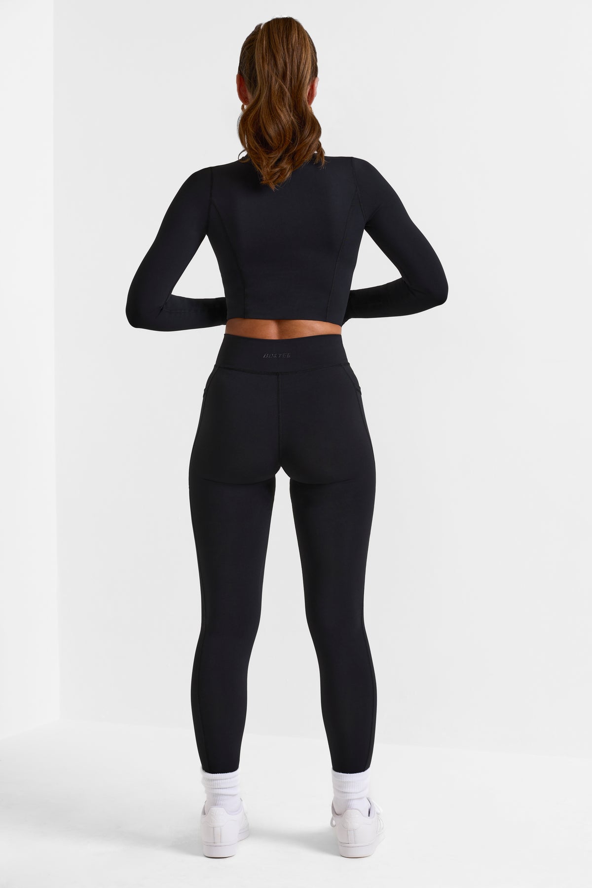 BT0699_6_Advantage-Black-Leggings-Pockets.jpg