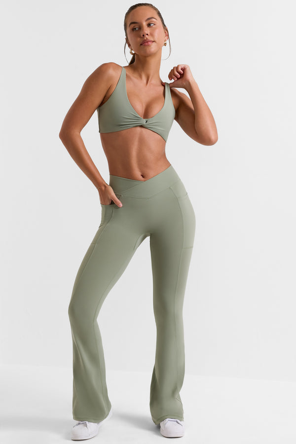 Match - Petite Cross Waistband Flare Pocket Leggings in Bamboo Green