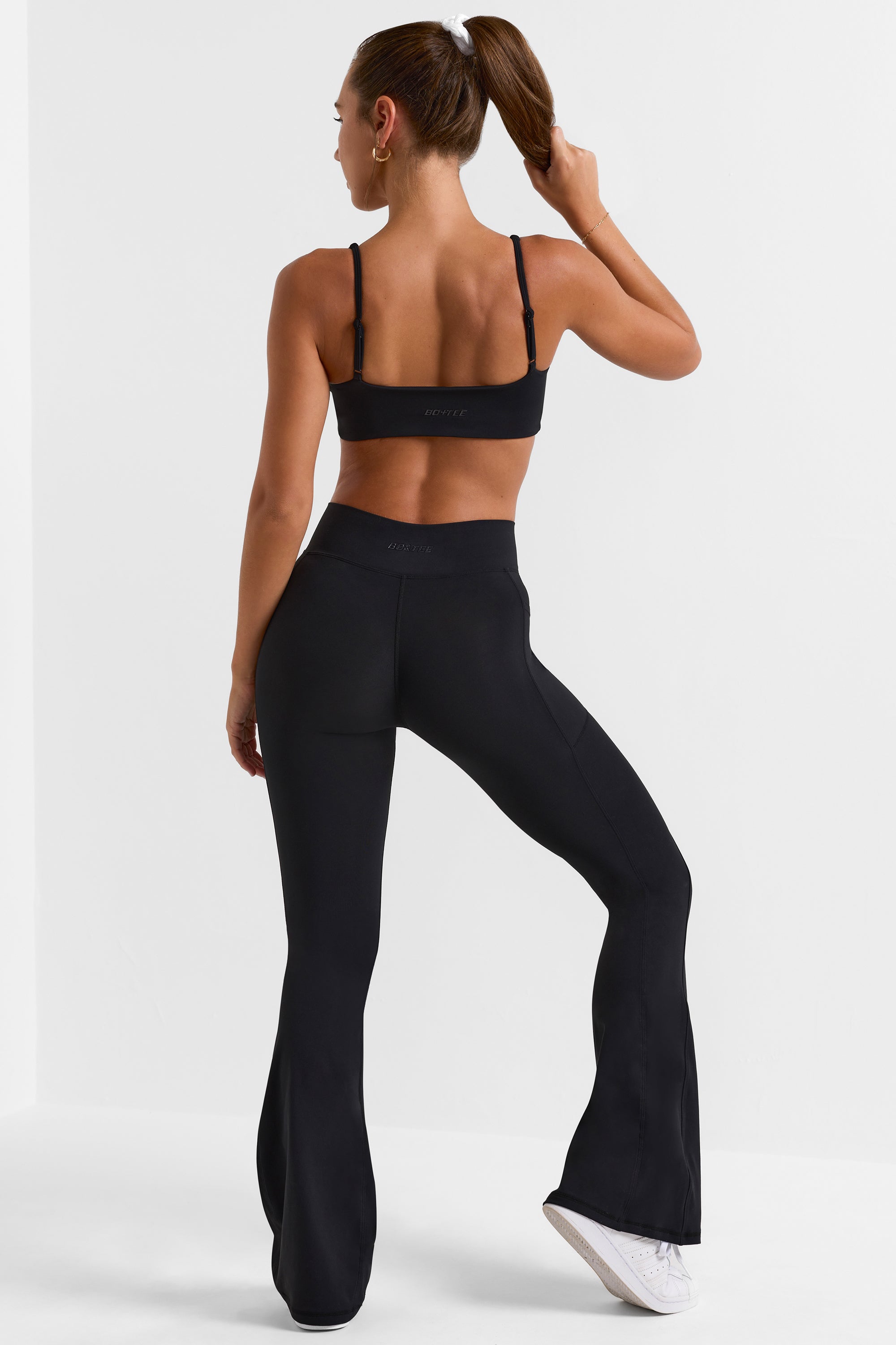 Match - Cross Waistband Flare Pocket Leggings in Black