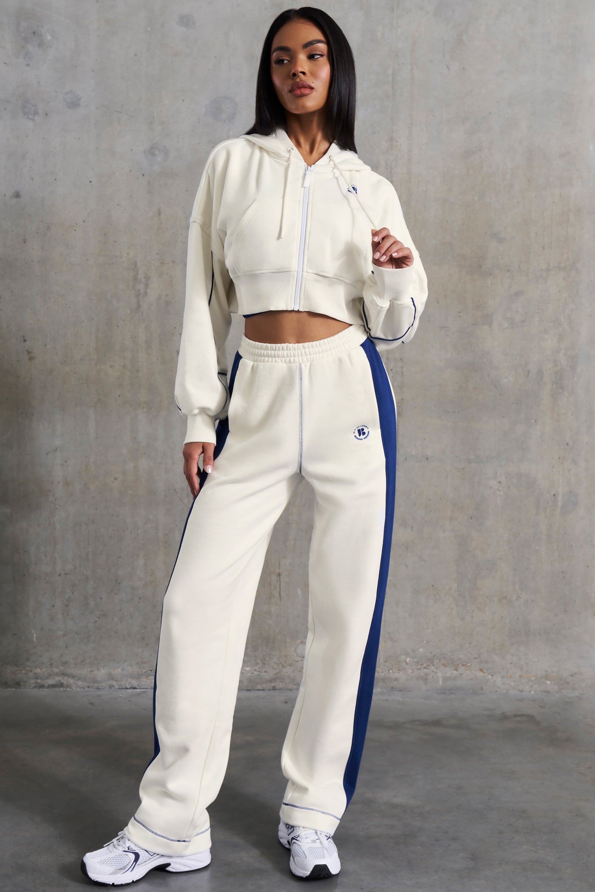 Womens petite tracksuit online bottoms