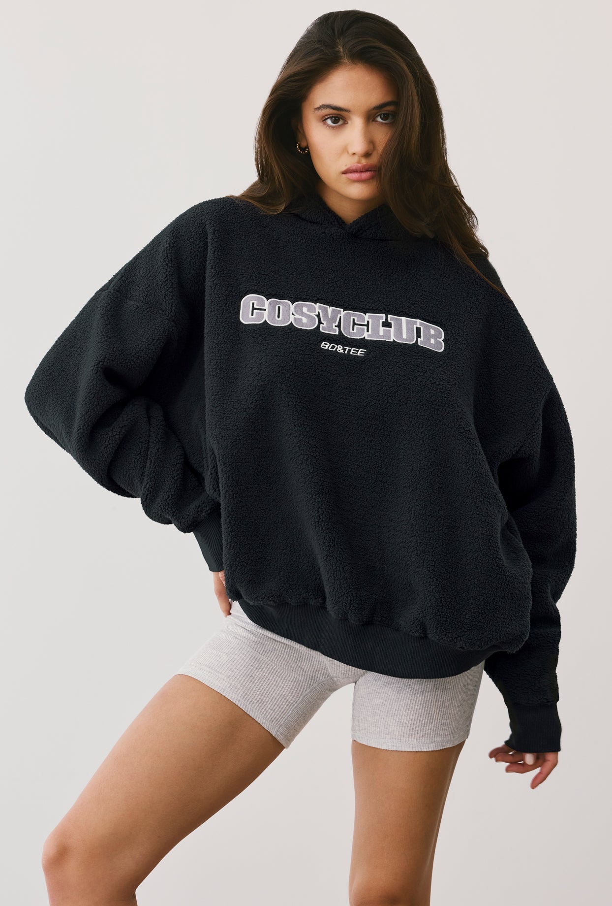 Lounge - Oversized Fleece Hooded Sweatshirt in Onyx