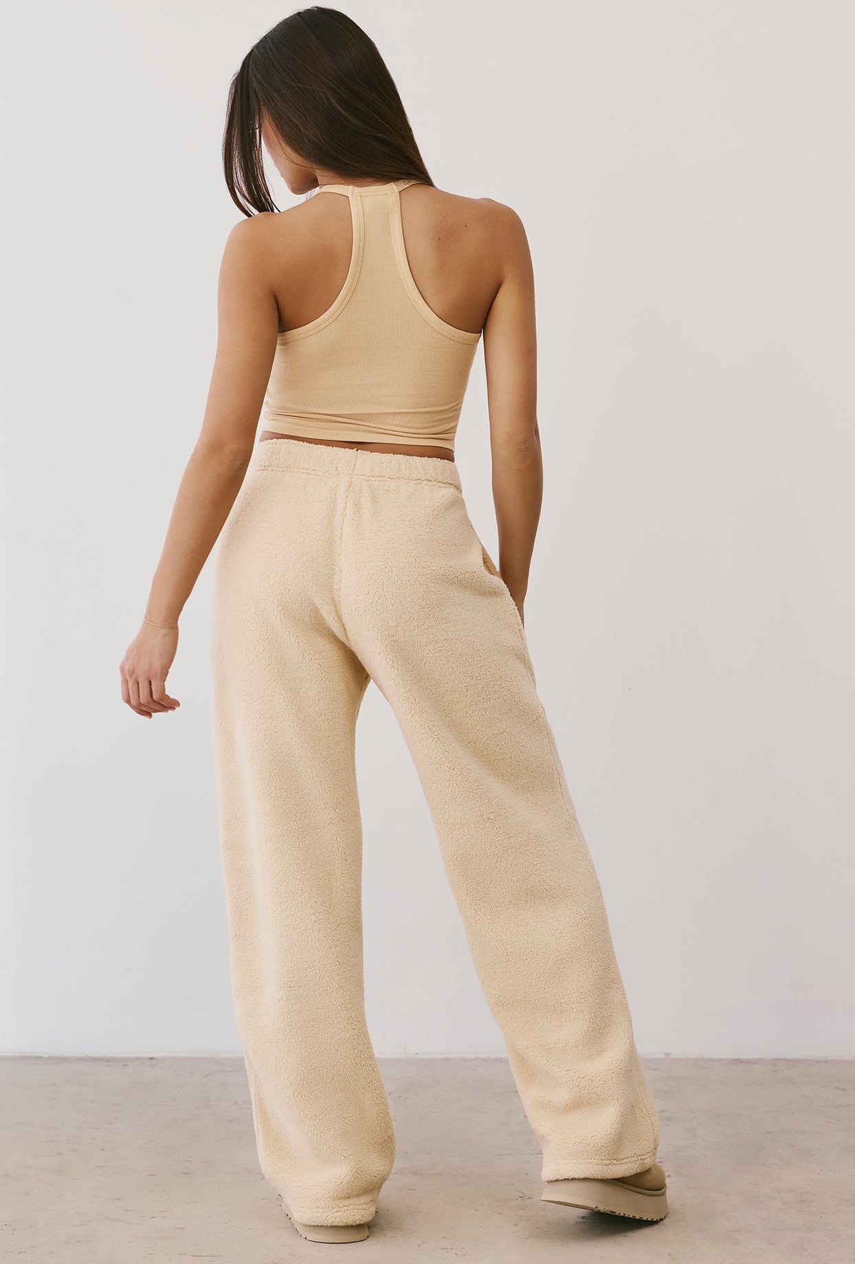 Laze - Fleece Wide Leg Joggers in Cashmere