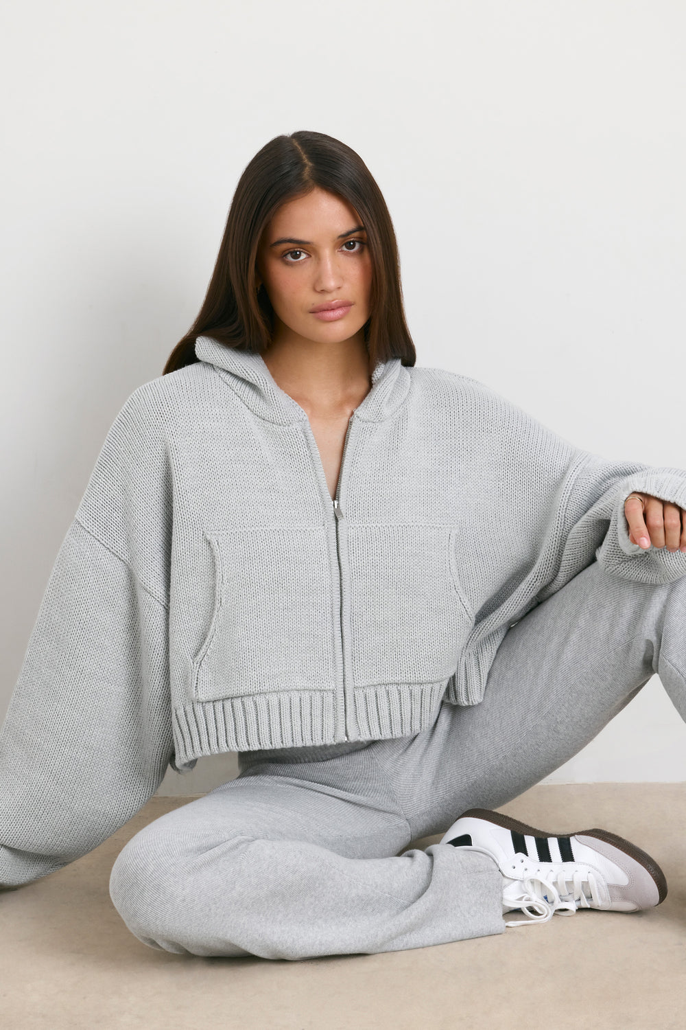 True Cropped Zip Up Chunky Knit Hoodie in Heather Grey