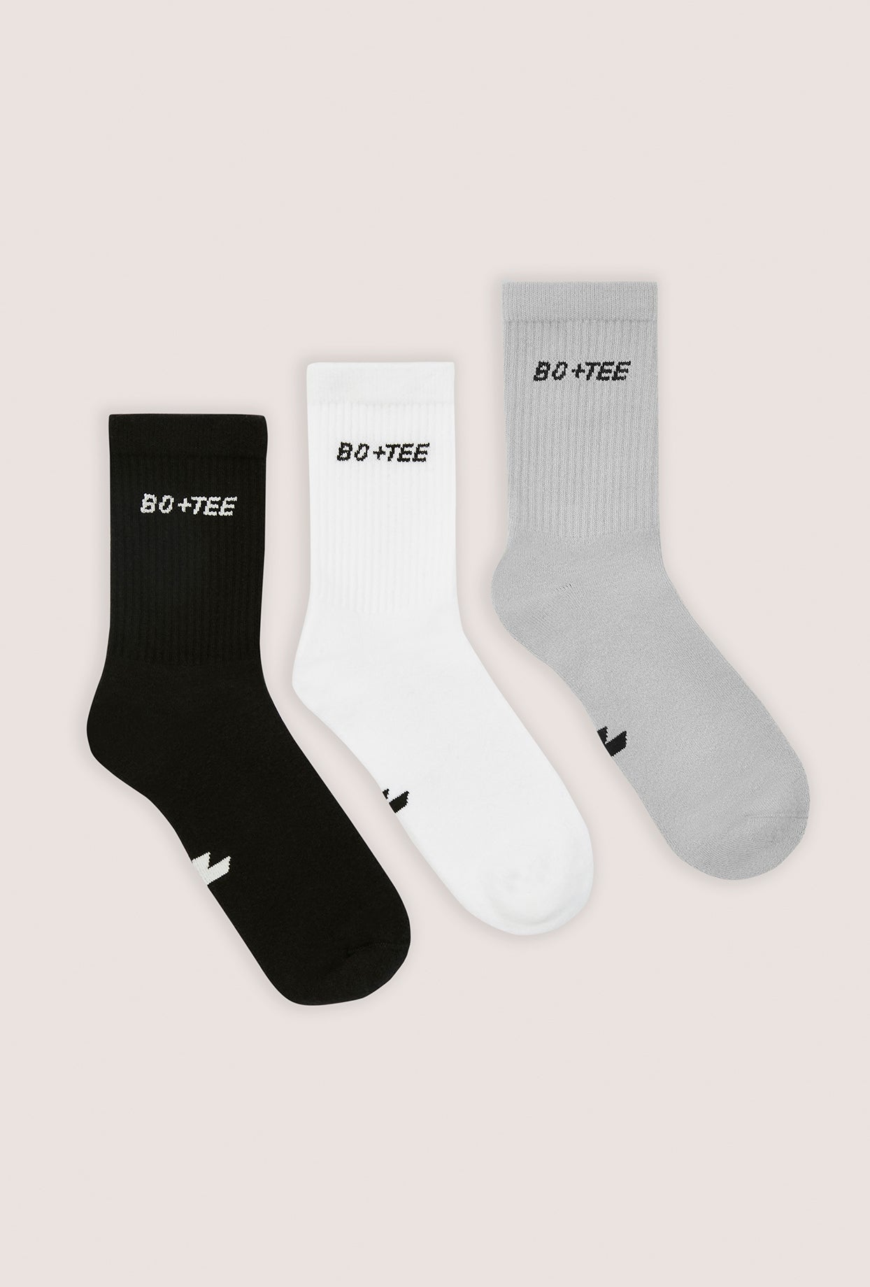 Remedy - Ribbed Crew Socks in Multi