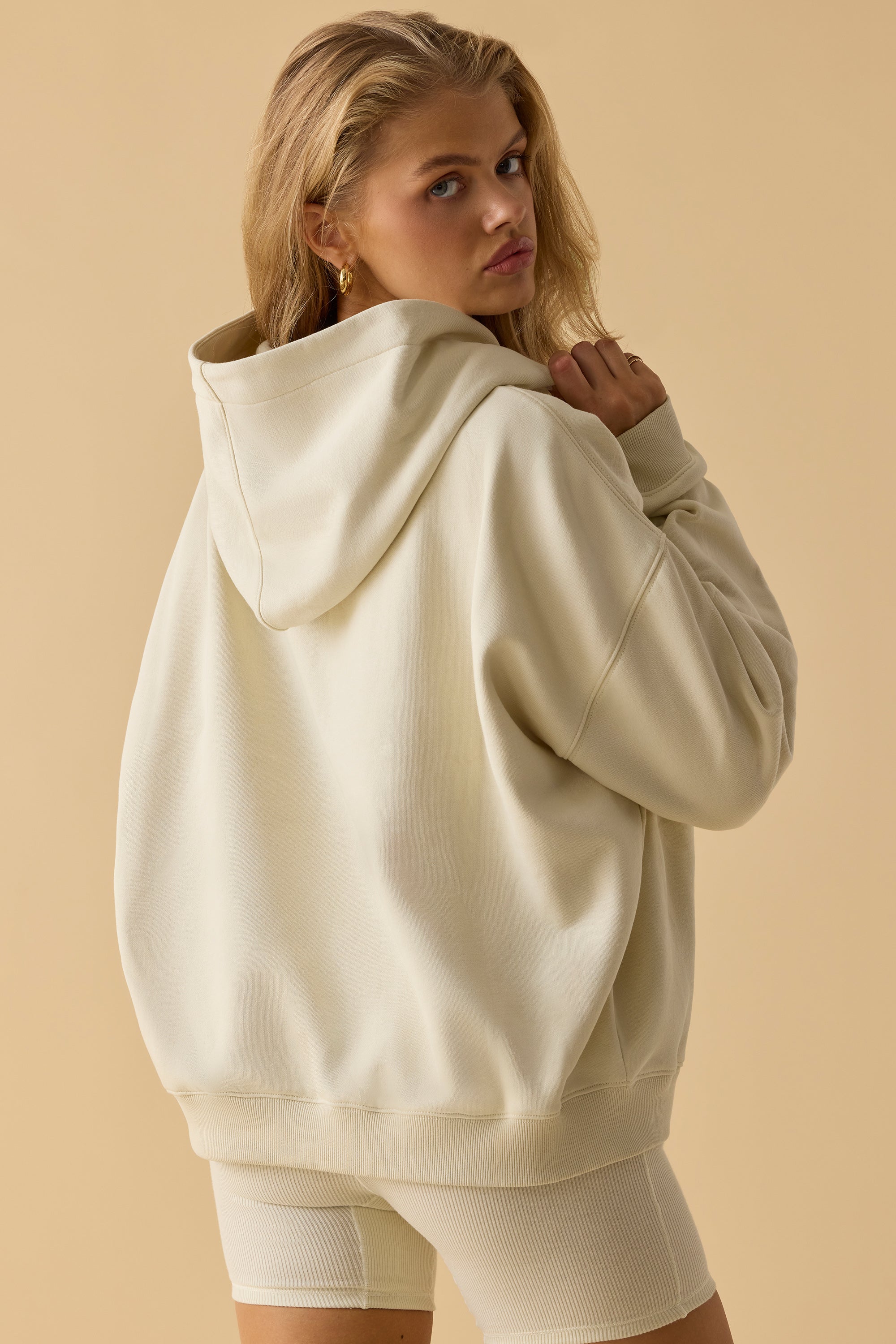 Hero - Oversized Hooded Sweatshirt in Bone