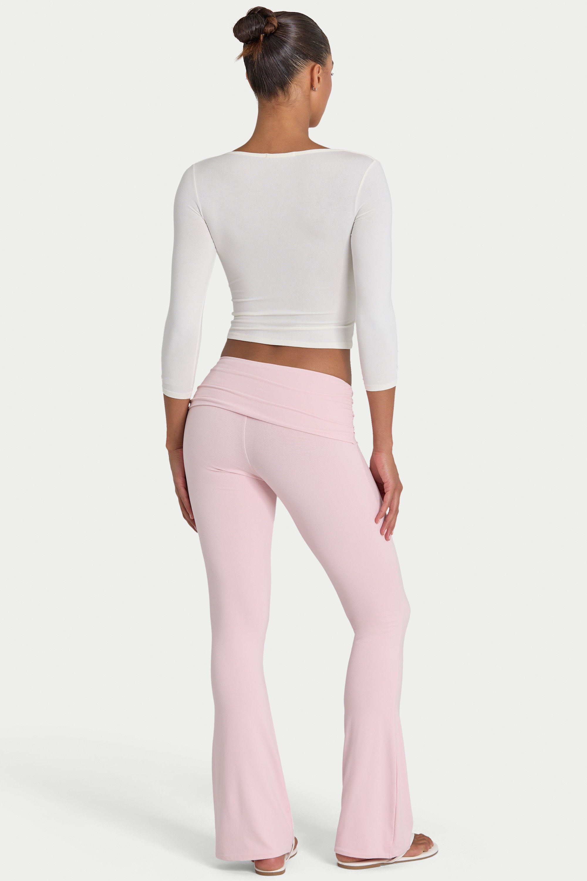 Bo+Tee model Hayley wearing the Rebloom Trousers in Blush Modal fabric perfect for weekend getaways