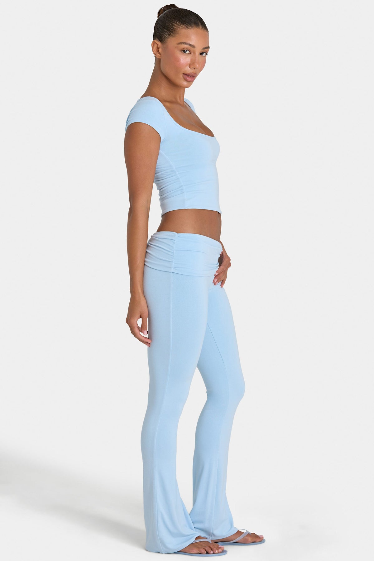 Bo+Tee model Kiele wearing the BT11319__LightBlue Trousers in Light Blue Modal fabric perfect for weekend shopping trips