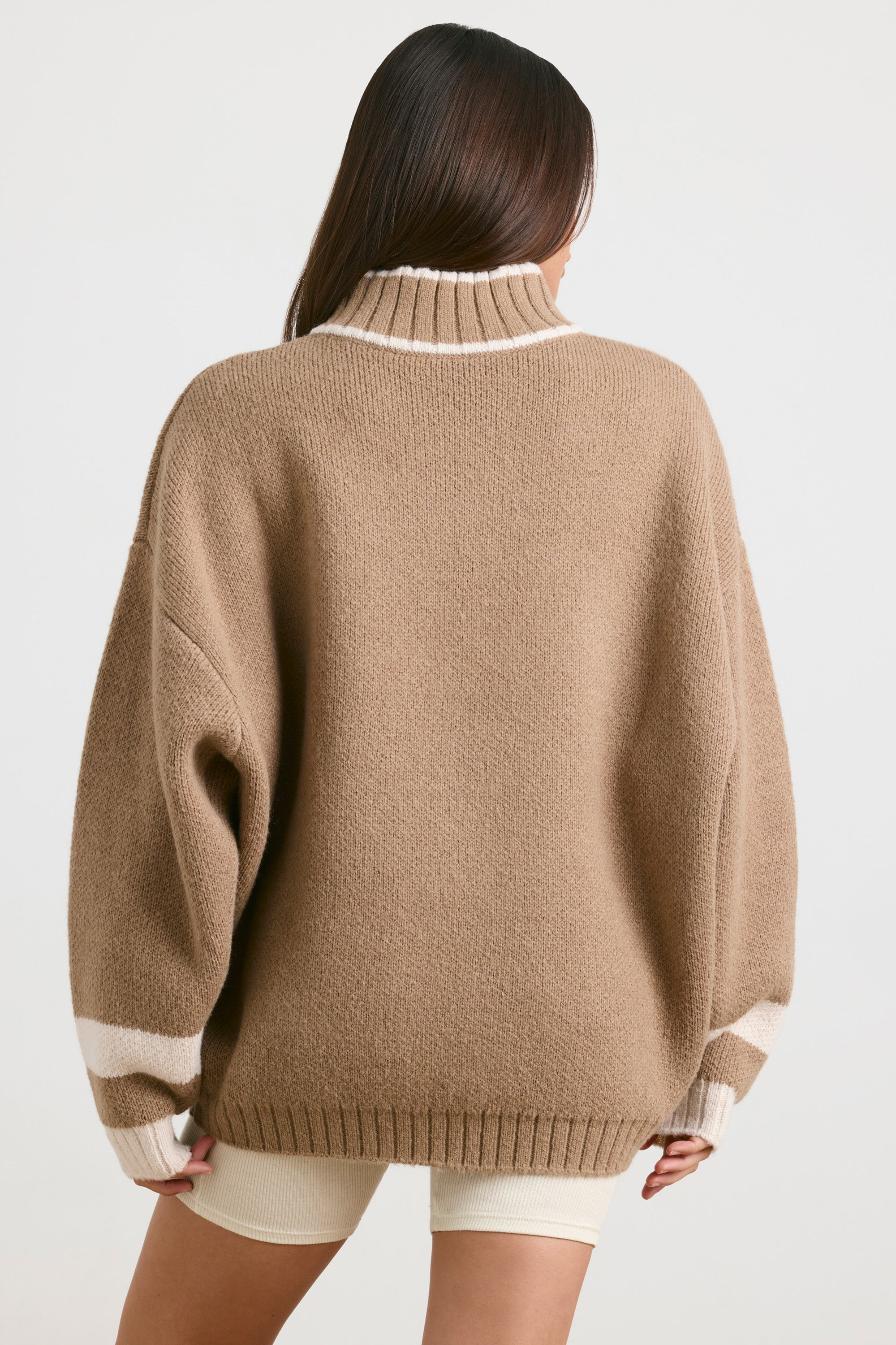 Casual - Oversized Quarter-Zip Chunky-Knit Jumper in Espresso