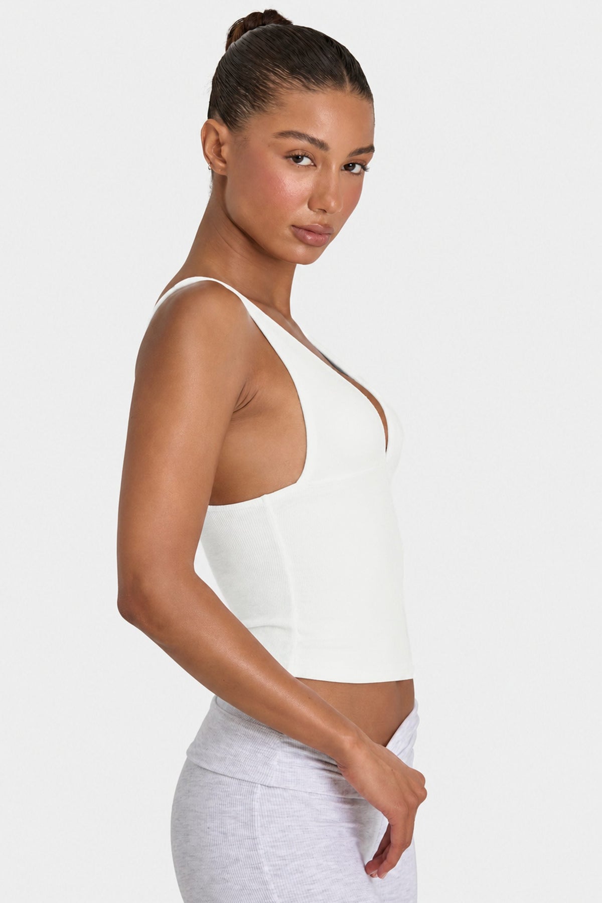Bo+Tee model Kiele wearing the ButterCloud Full Top in Ivory Ribbed Modal fabric perfect for morning walks