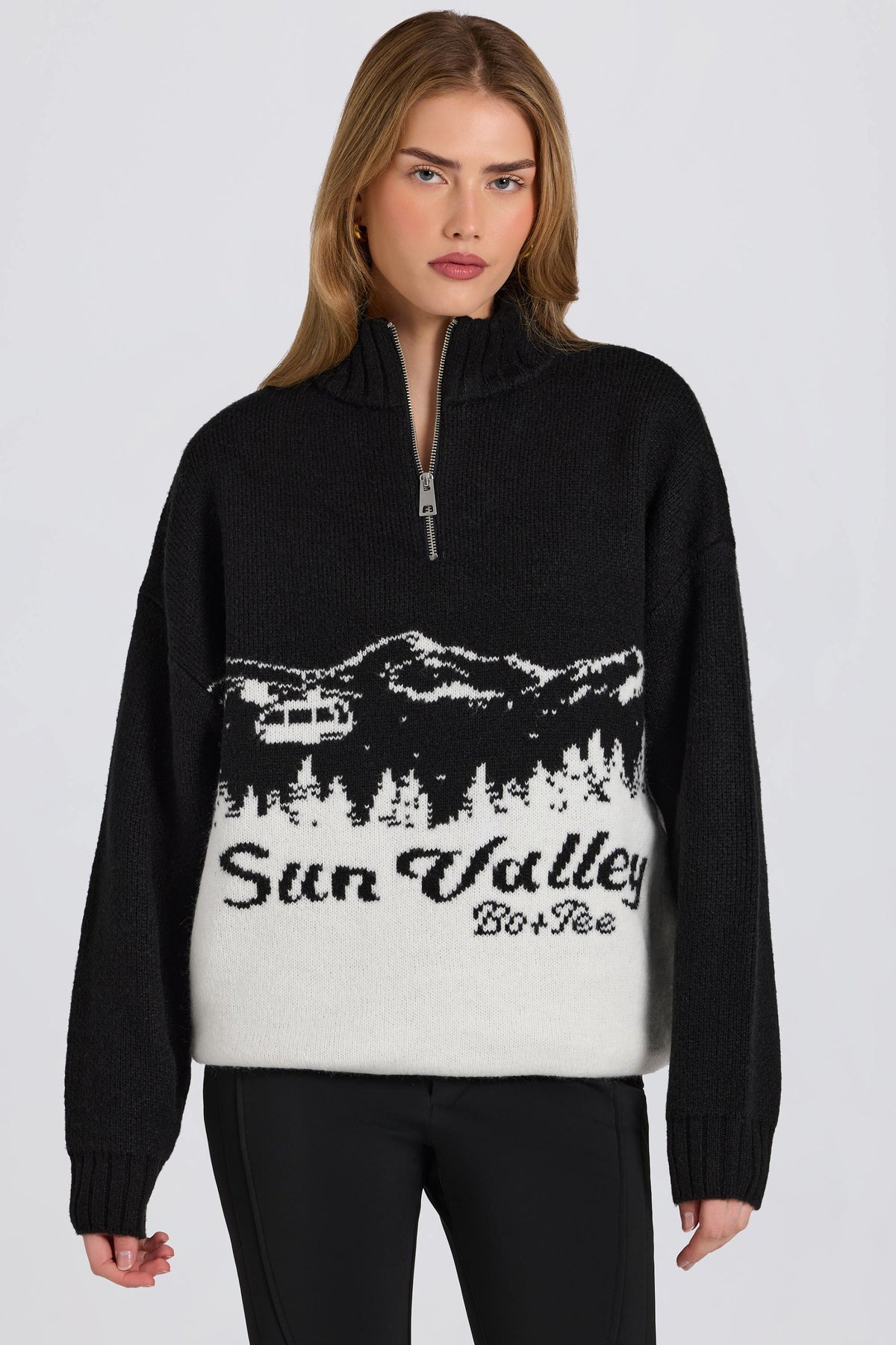 Knit Quarter-Zip Turtleneck Oversized Jumper in Black