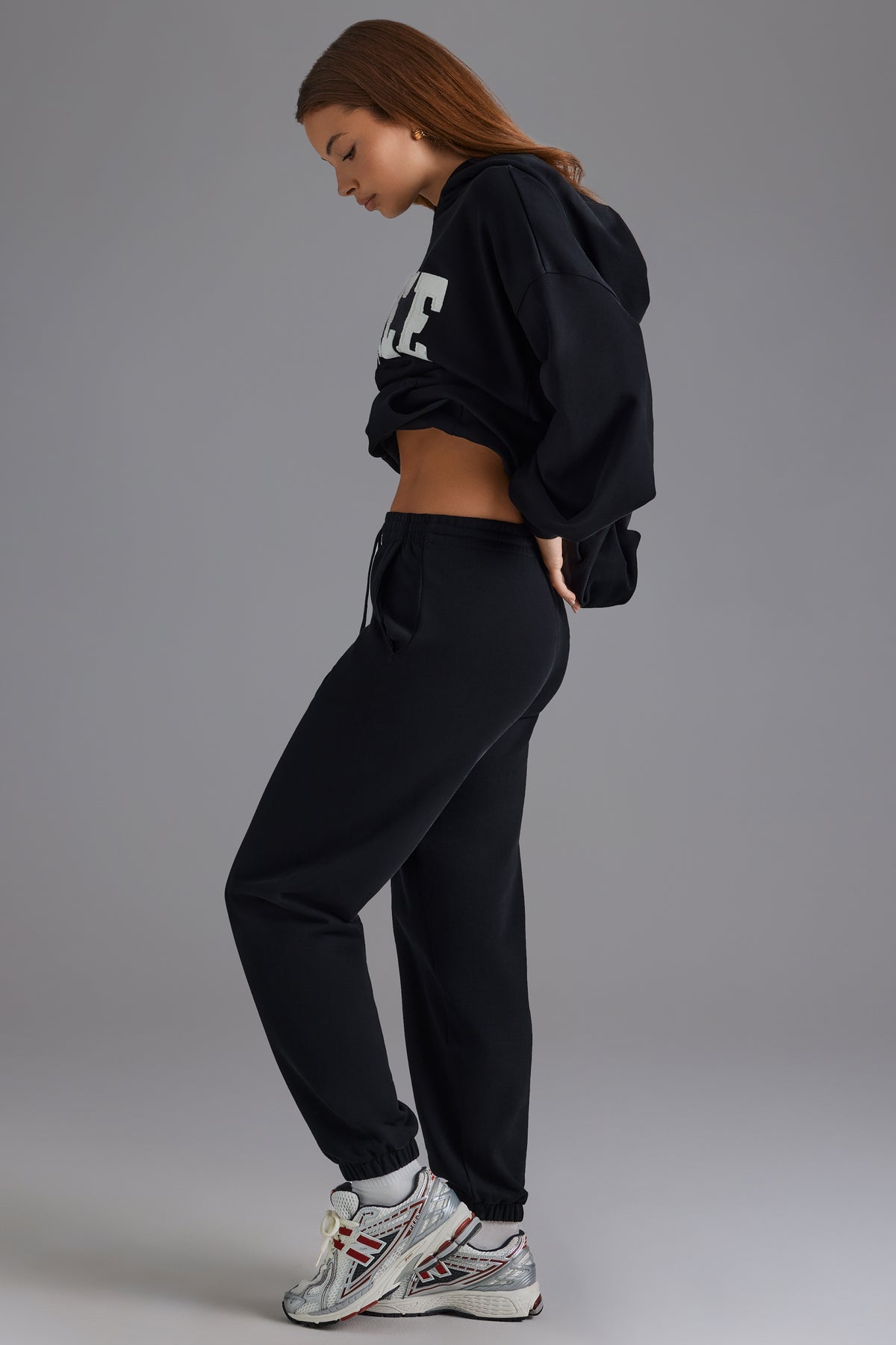 BT1884-Black_Defineluxe_3.jpg