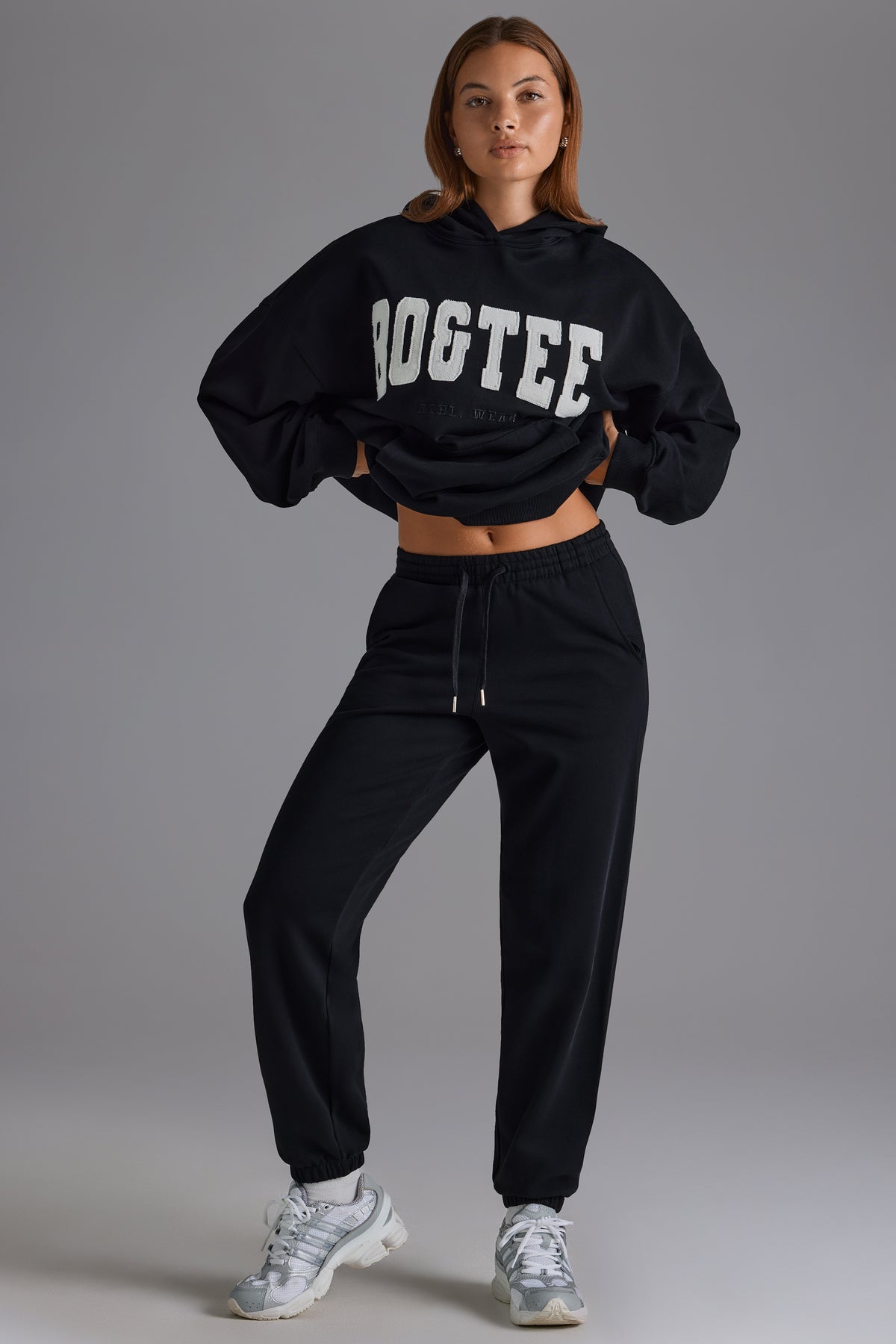 BT1884-Black_Defineluxe_6.jpg