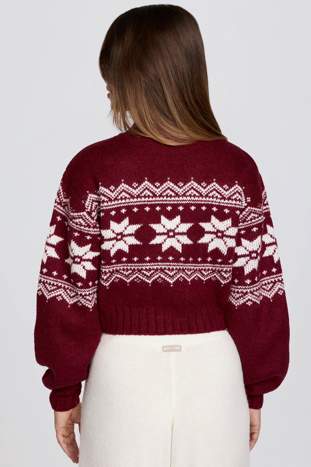 Jacquard-Knit Cropped Jumper in Crimson Red