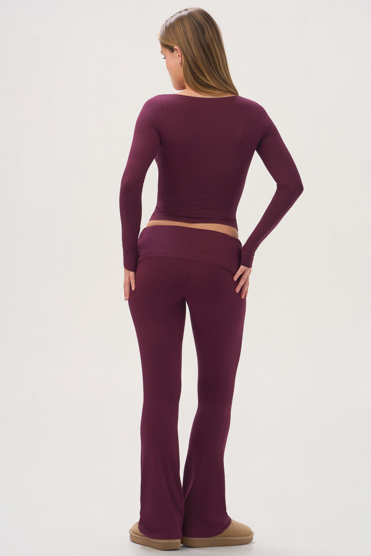 bo-and-tee-buttercloud-flared-leggings-in-plum_BT11319Plum_2.jpg