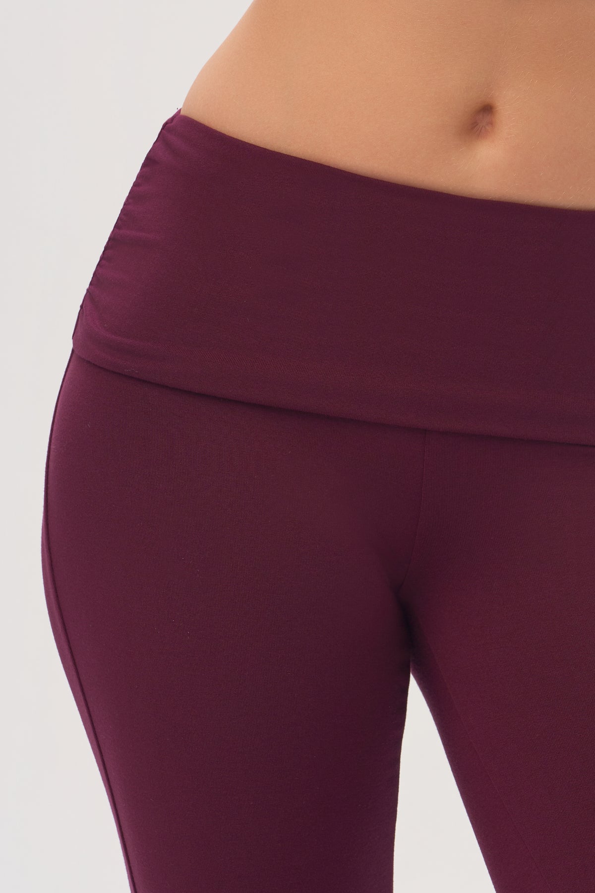 bo-and-tee-buttercloud-flared-leggings-in-plum_BT11319Plum_4.jpg