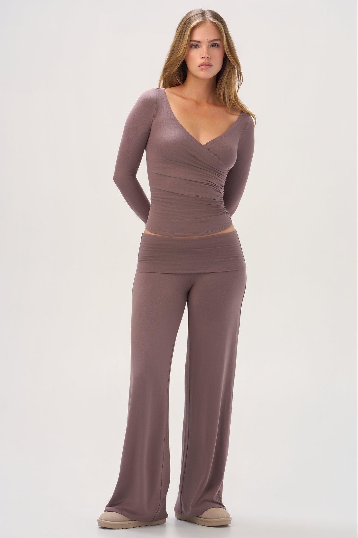 bo-and-tee-buttercloud-long-sleeve-top-in-chestnut_BT16543Chestnut_8.jpg