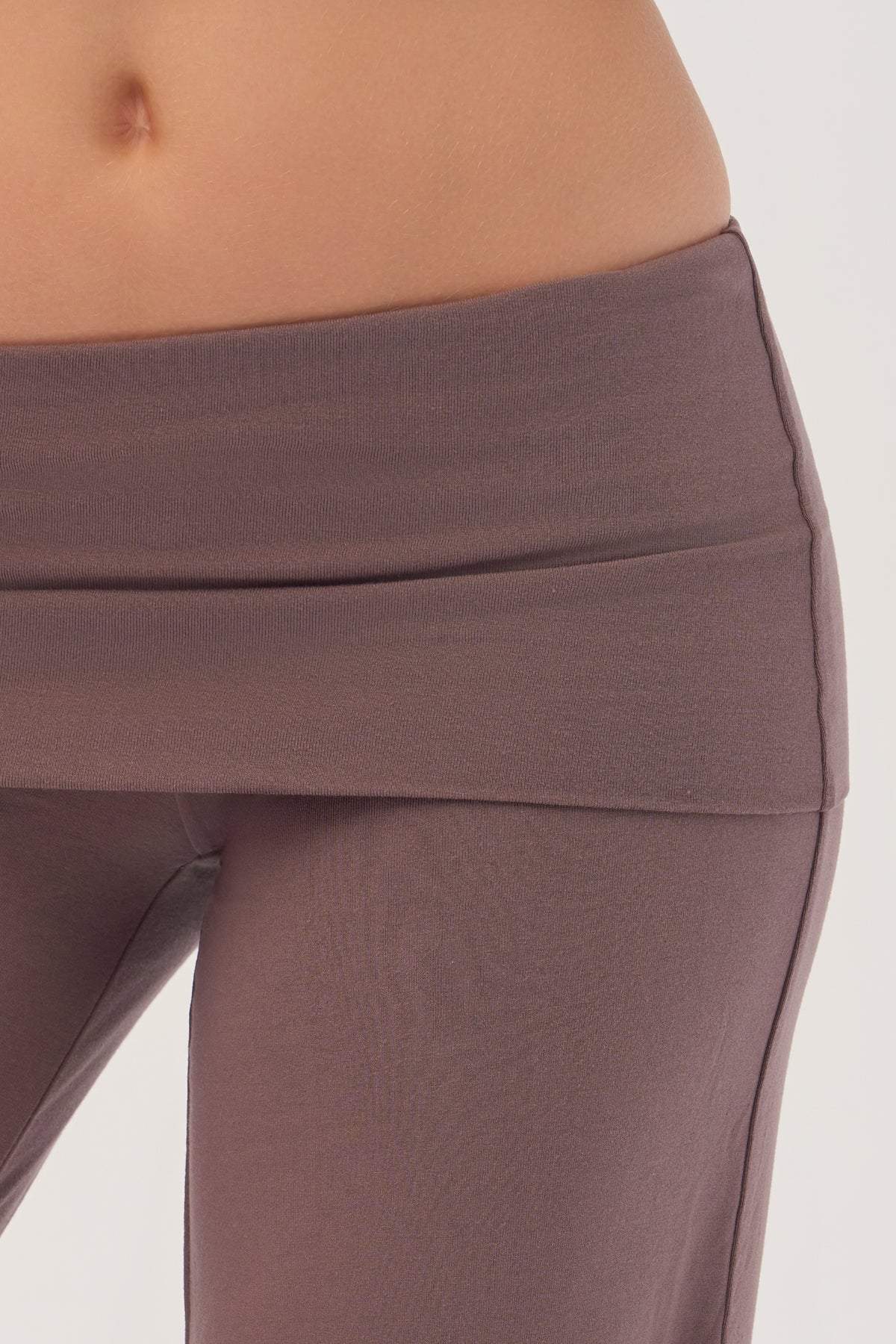 bo-and-tee-buttercloud-wide-leg-trousers-in-chestnut_BT16540Chestnut_4.jpg