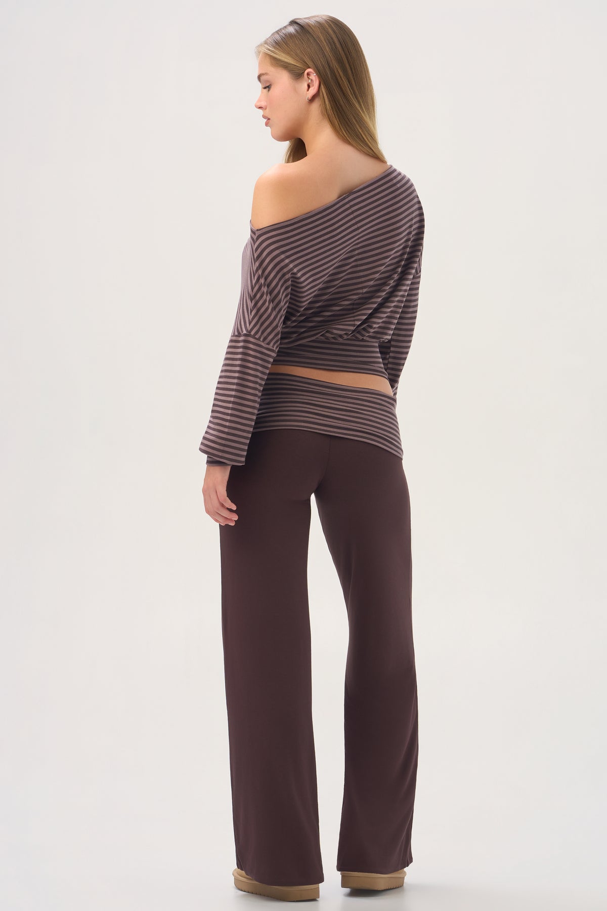 bo-and-tee-buttercloud-wide-leg-trousers-in-espresso_BT16540Espresso_2.jpg