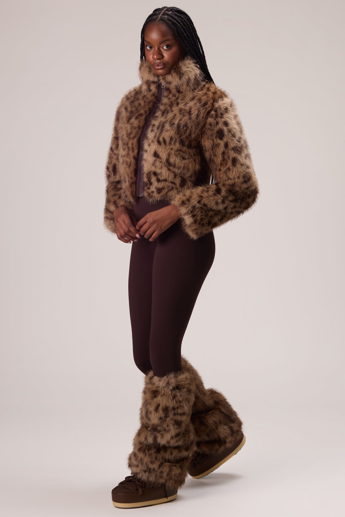 bo-and-tee-faux-fur-boot-covers-in-brown-leopard_BT16330A1BrownLeopard_1.jpg