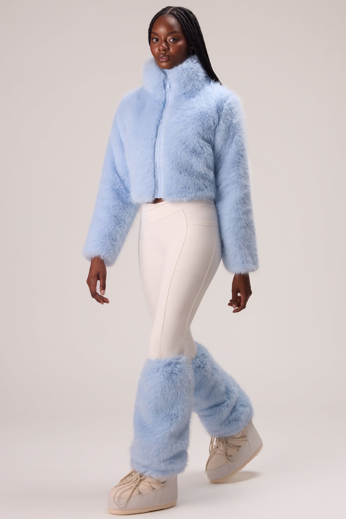bo-and-tee-faux-fur-boot-covers-in-powder-blue_BT16330PowderBlue_1.jpg