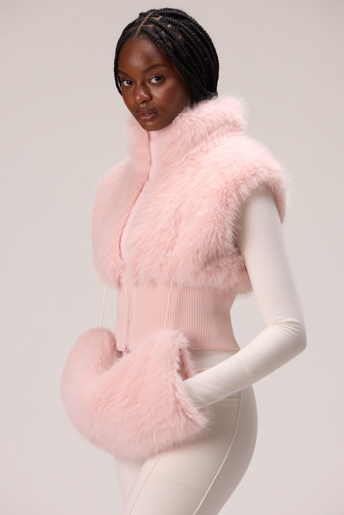 bo-and-tee-faux-fur-hand-warmer-in-powder-pink_BT16329PowderPink_4.jpg