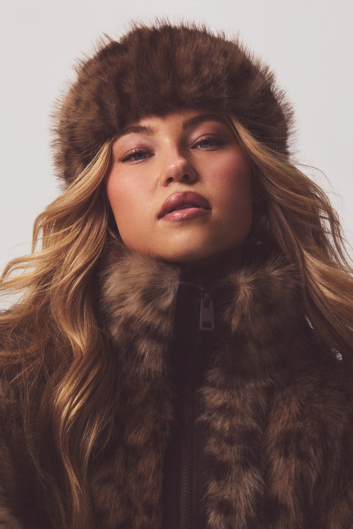 bo-and-tee-faux-fur-headband-in-brown-leopard_BT16335A1BrownLeopard_5.jpg