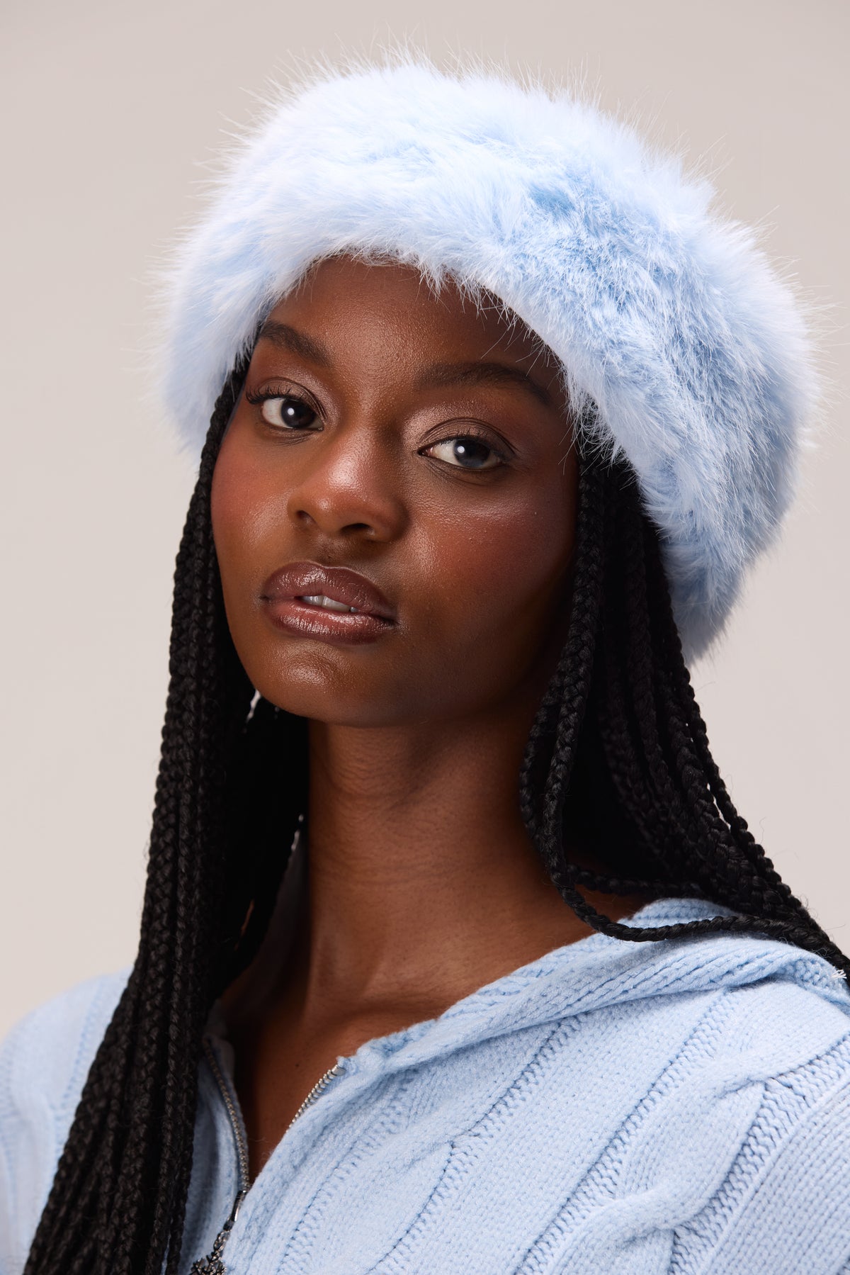 bo-and-tee-faux-fur-headband-in-powder-blue_BT16335PowderBlue_5.jpg