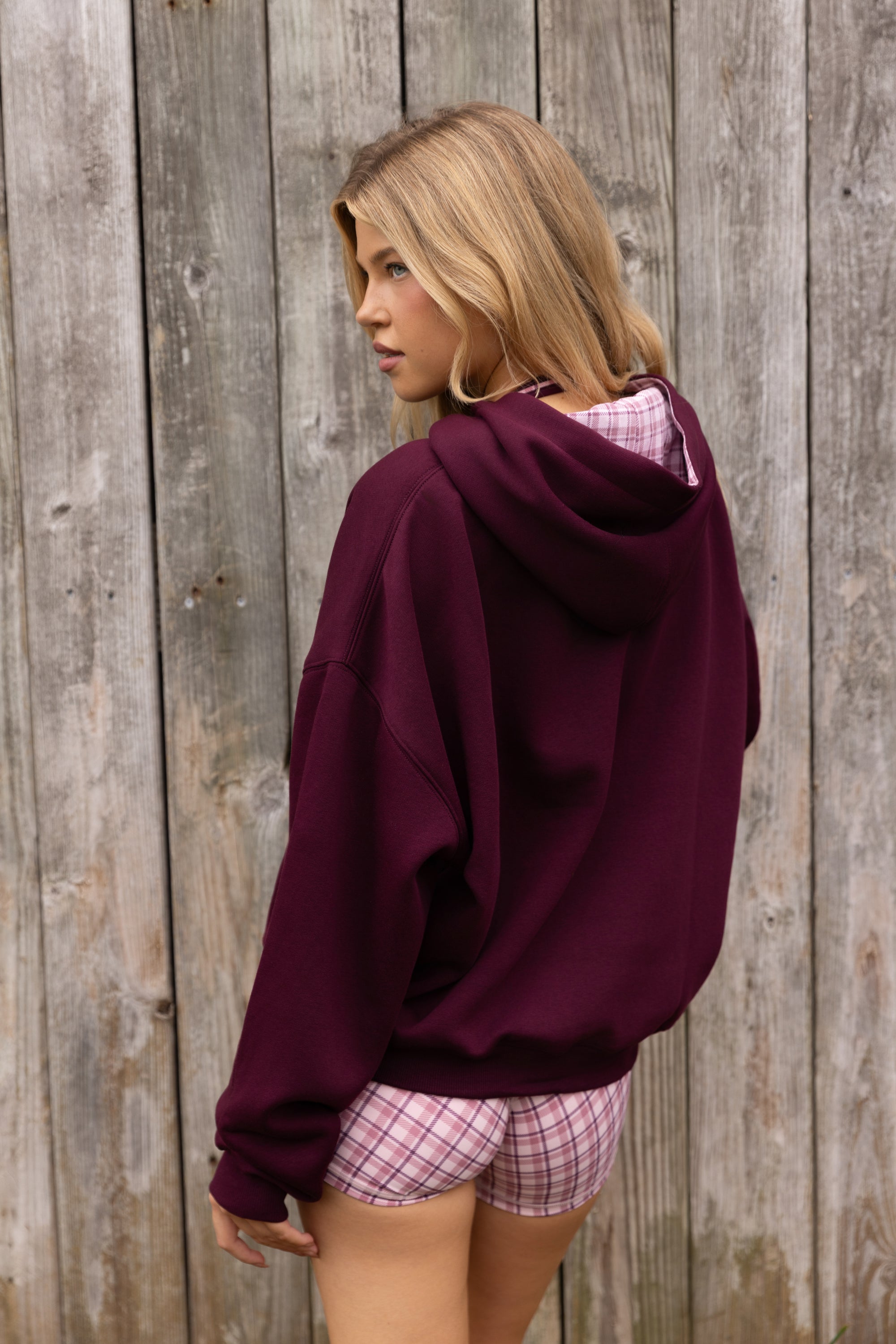 bo-and-tee-oversized-applique-hoodie-in-burgundy_BT11301A1Cherry_5.jpg