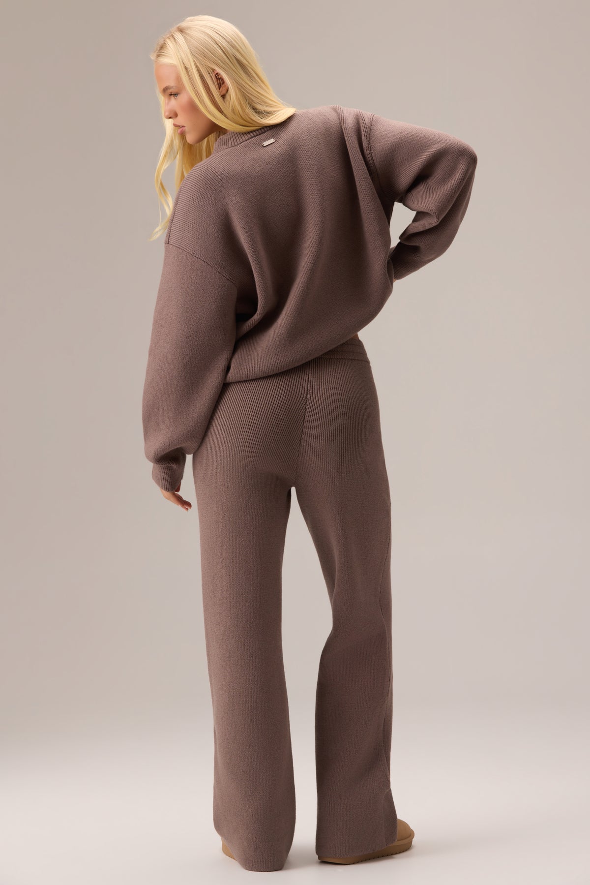 bo-and-tee-ribbed-knit-wide-leg-joggers-chestnut_BT1991BPraline_3.jpg