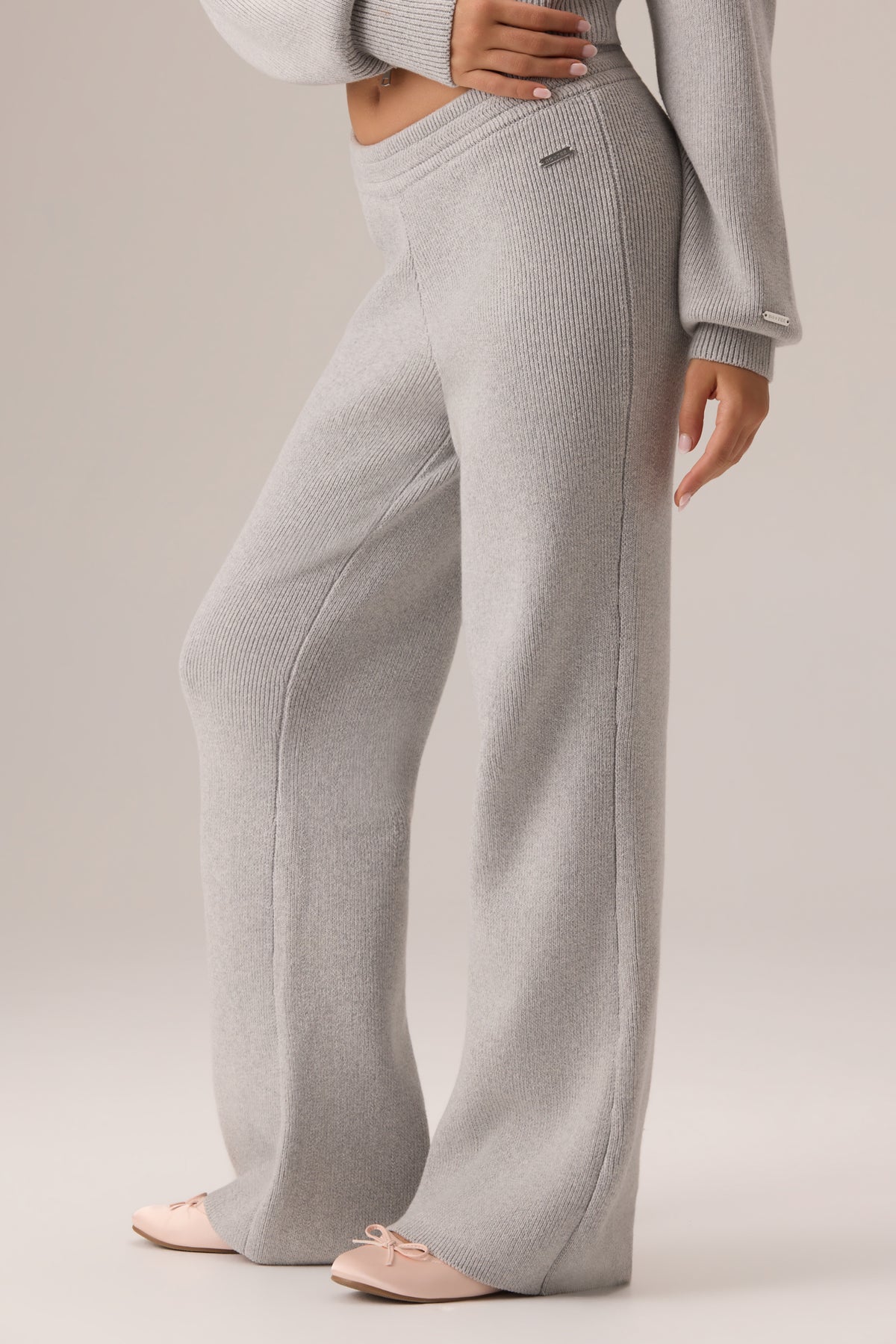 bo-and-tee-ribbed-knit-wide-leg-joggers-pebble_BT1991BGreyMarl_3.jpg