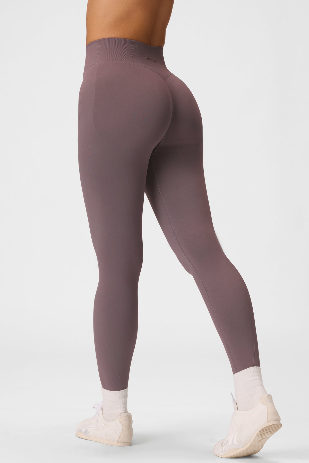 bo-and-tee-seamless-full-length-leggings-in-stone_BT16468Mushroom_7.jpg