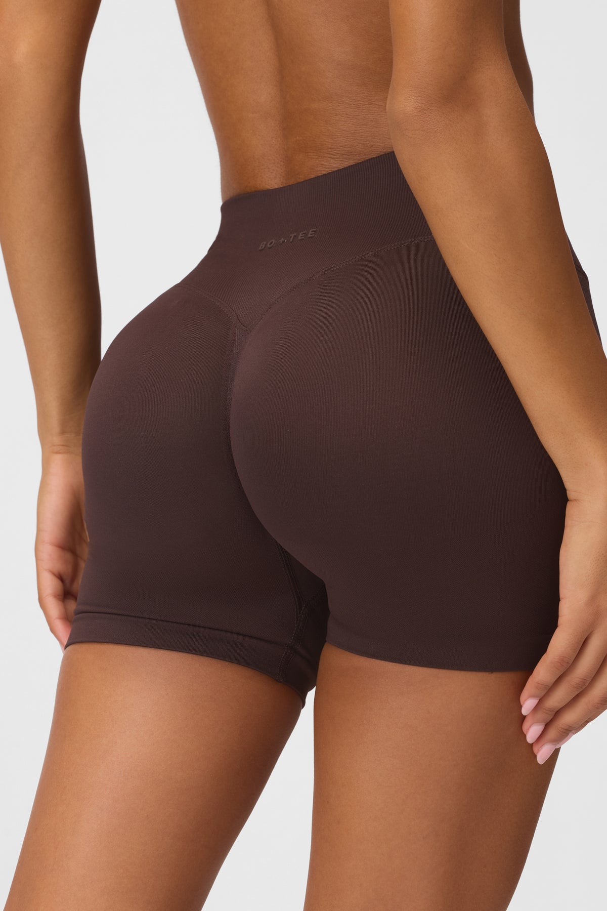 bo-and-tee-seamless-mini-shorts-in-espresso_BT16460Espresso_7.jpg