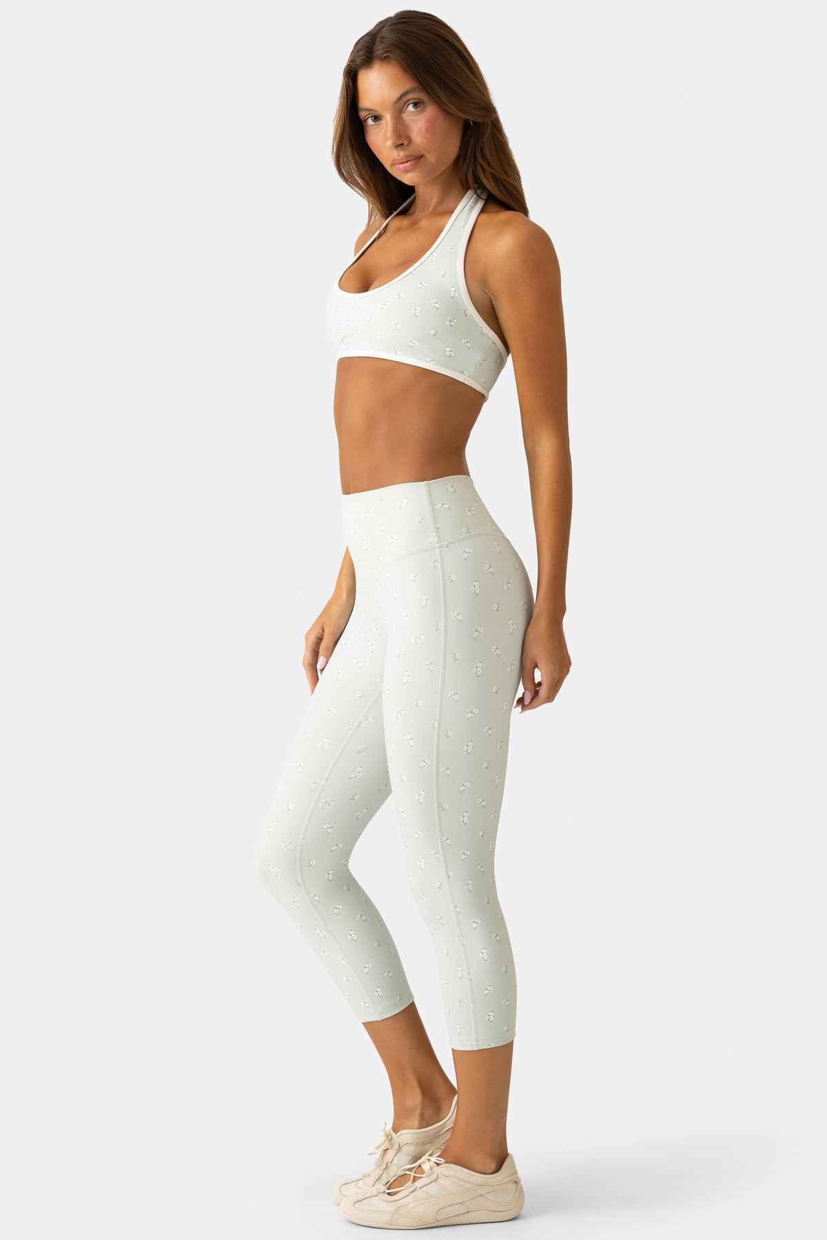 bo-and-tee-soft-active-capri-leggings-in-matcha-meadow_BT11189MatchaMeadow_5.jpg