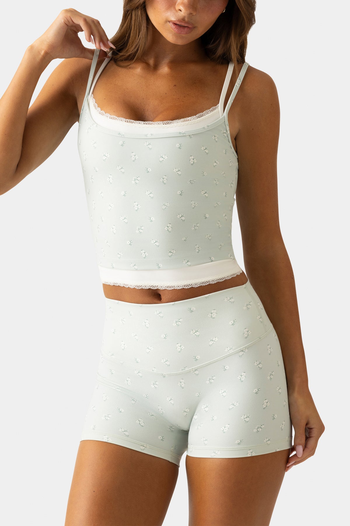 bo-and-tee-soft-active-double-layer-tank-top-in-matcha-meadow_BT16361AMatchaMeadow_6.jpg