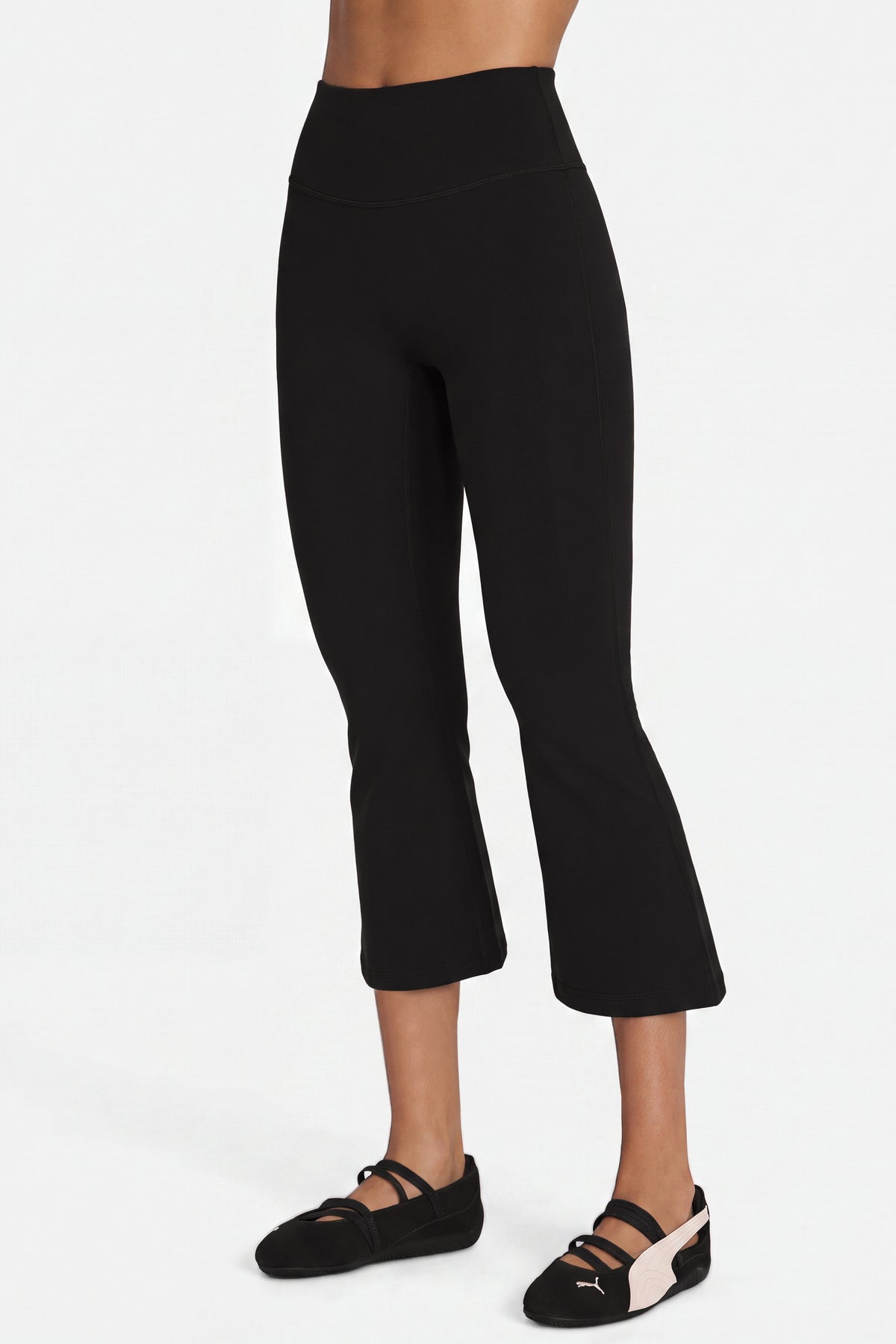 bo-and-tee-soft-active-flared-capri-leggings-in-black_BT16546Black_4.jpg