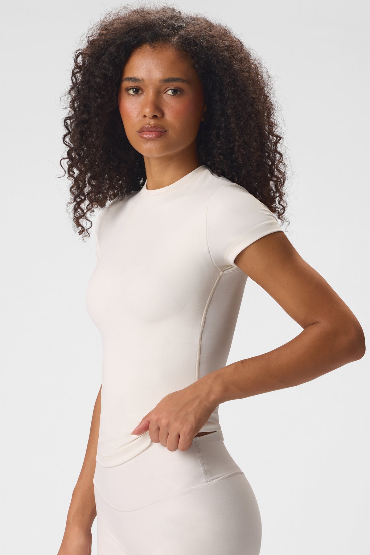 bo-and-tee-soft-active-t-shirt-in-vanilla_BT16523Milk_3.jpg
