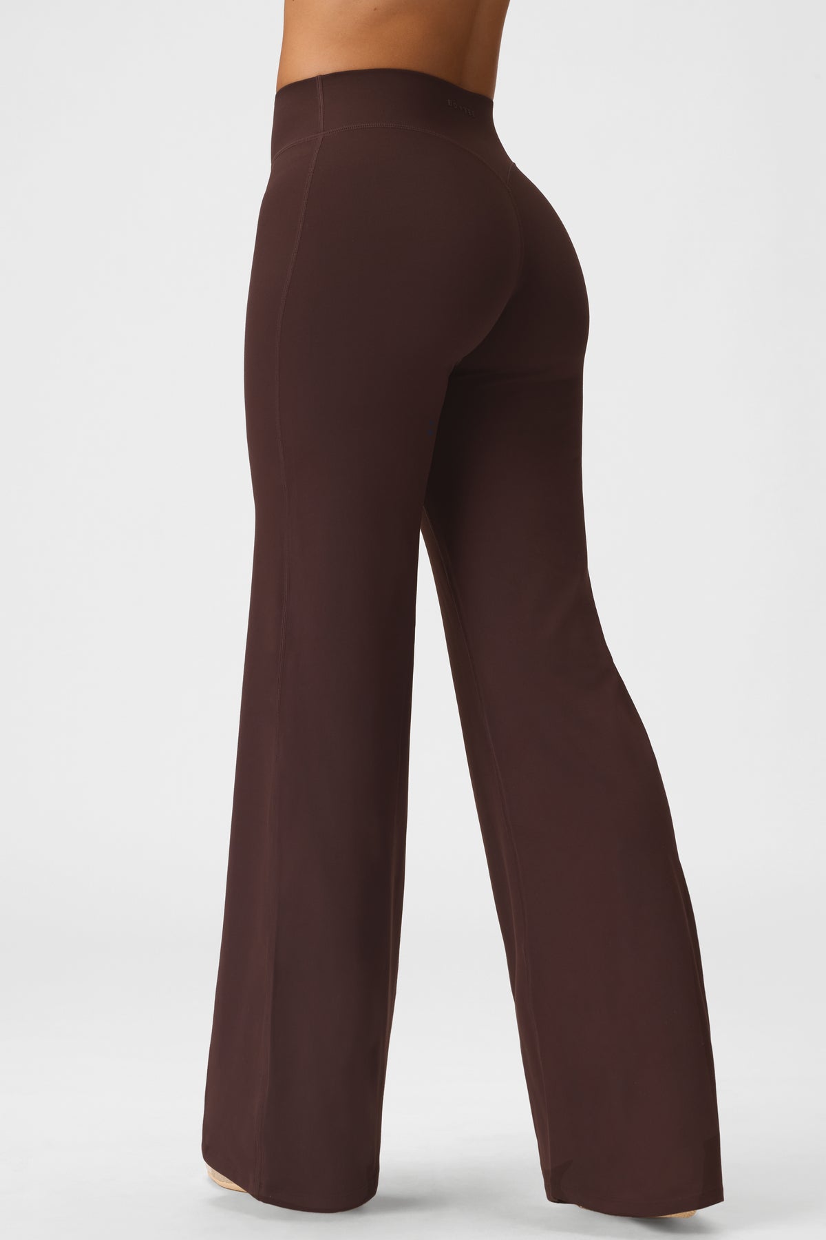 bo-and-tee-soft-active-wide-leg-trousers-in-espresso_BT16490Espresso_7.jpg