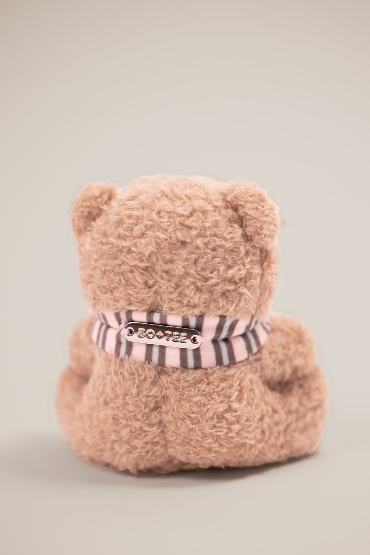bo-and-tee-teddy-keychain-in-chestnut-stripe_BT16531PralineStripe_2.jpg