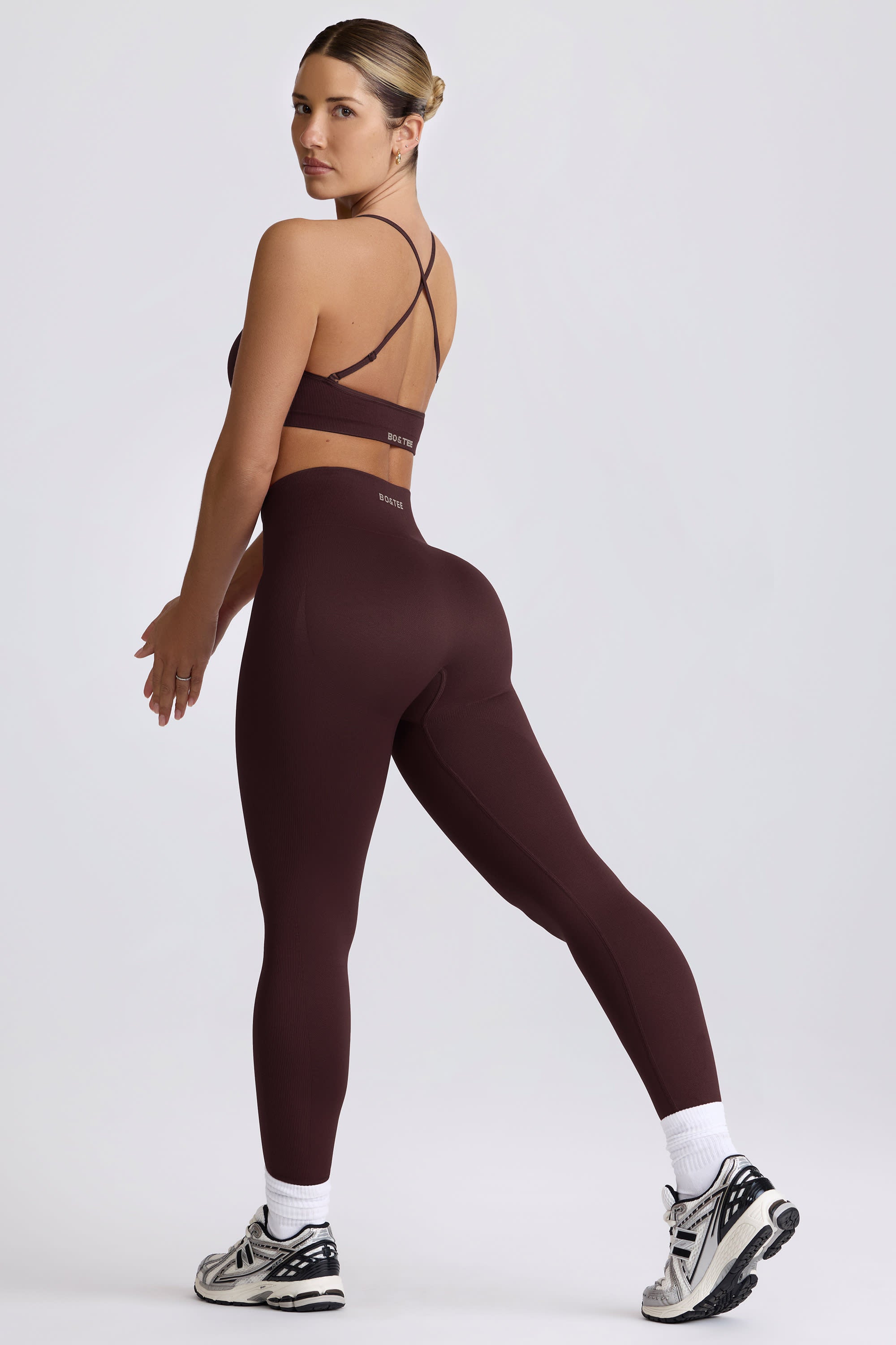 Petite Super Sculpt Seamless High-Waist Leggings in Chocolate