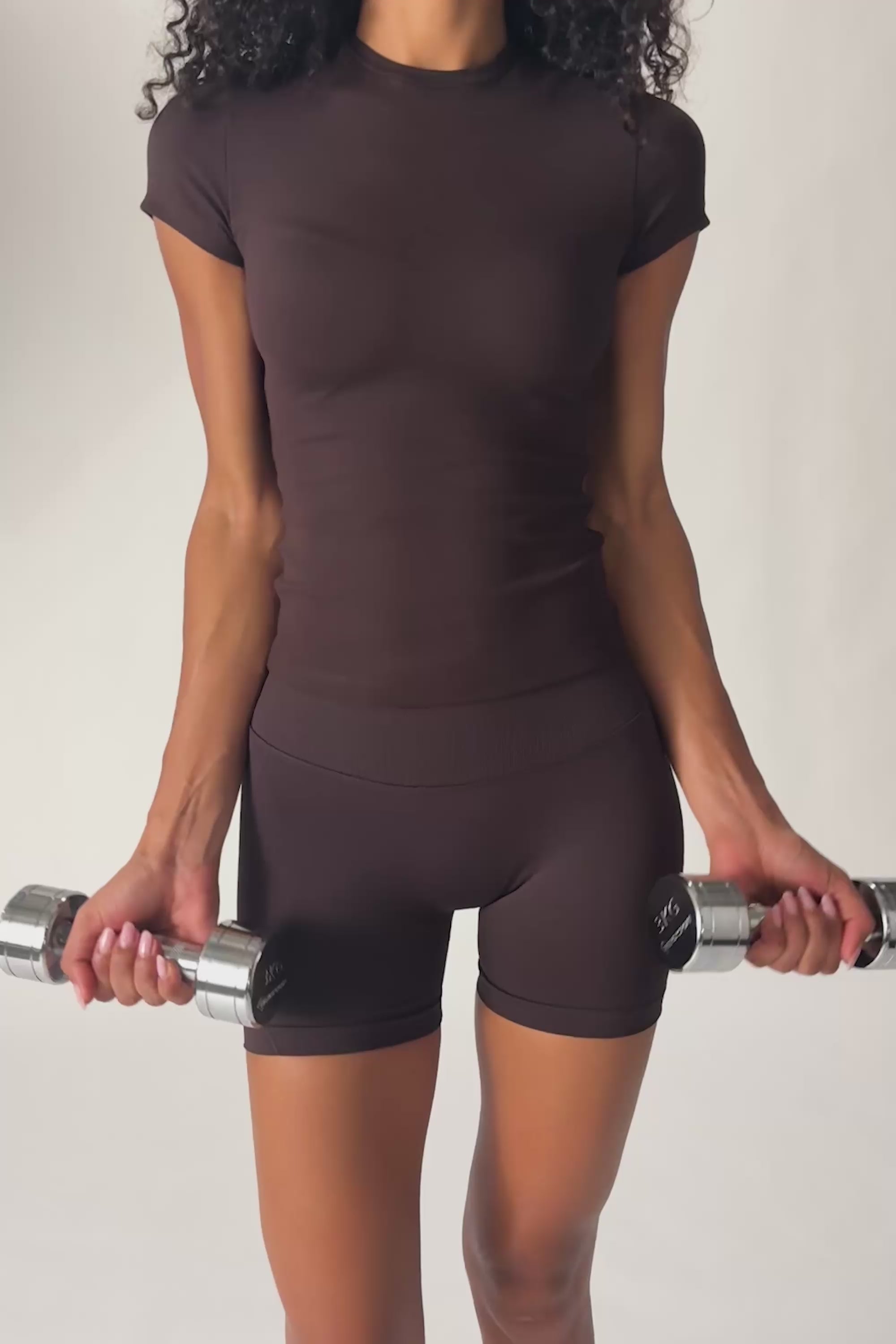 bo-and-tee-soft-active-t-shirt-in-espresso_BT16523Espresso_15.mp4