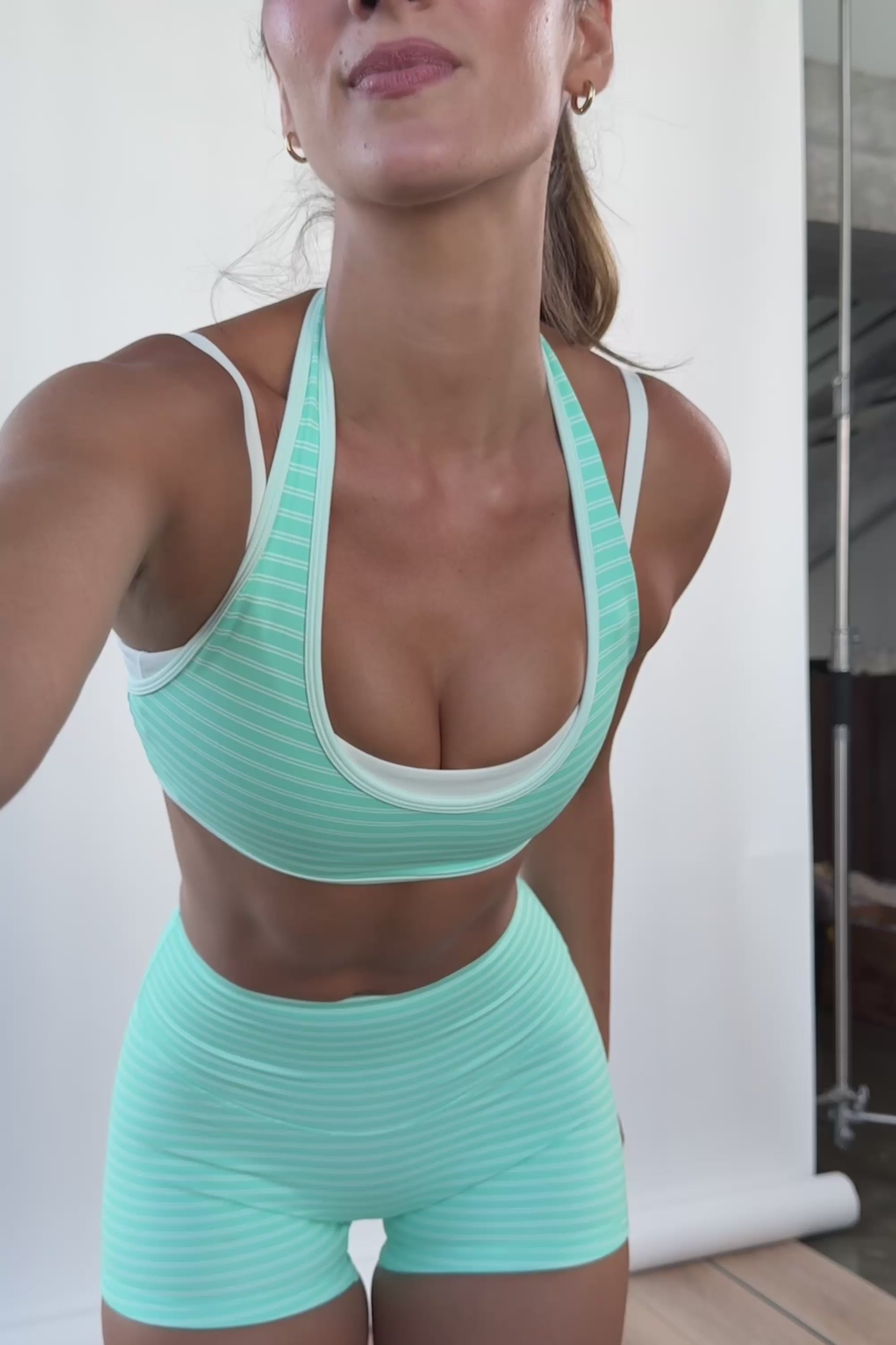 bo-and-tee-soft-active-reversible-sports-bra-in-aqua-stripe_BT16382AquaStripe_15.mp4