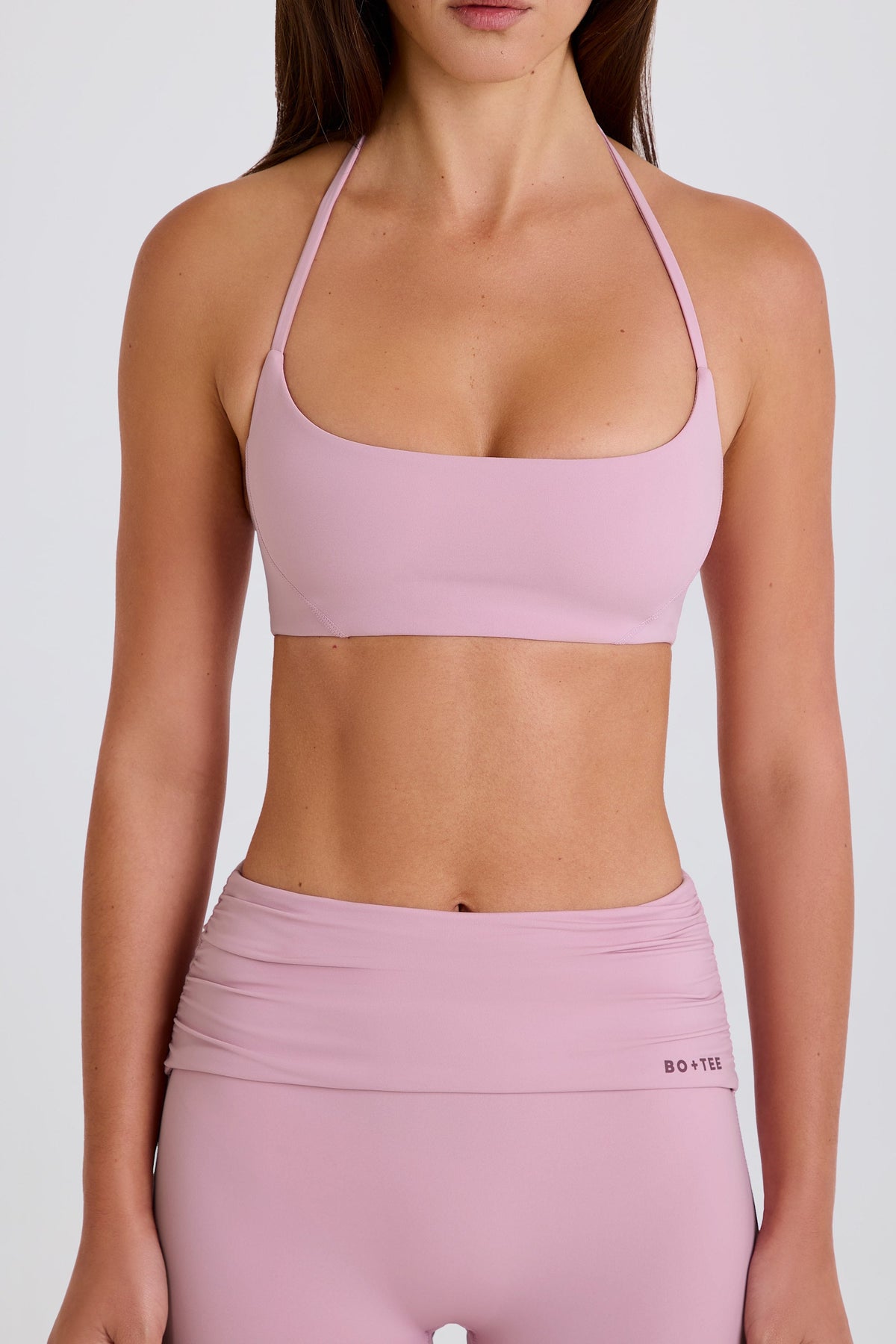 Scoop-Neck Halterneck Sports Bra in Mauve