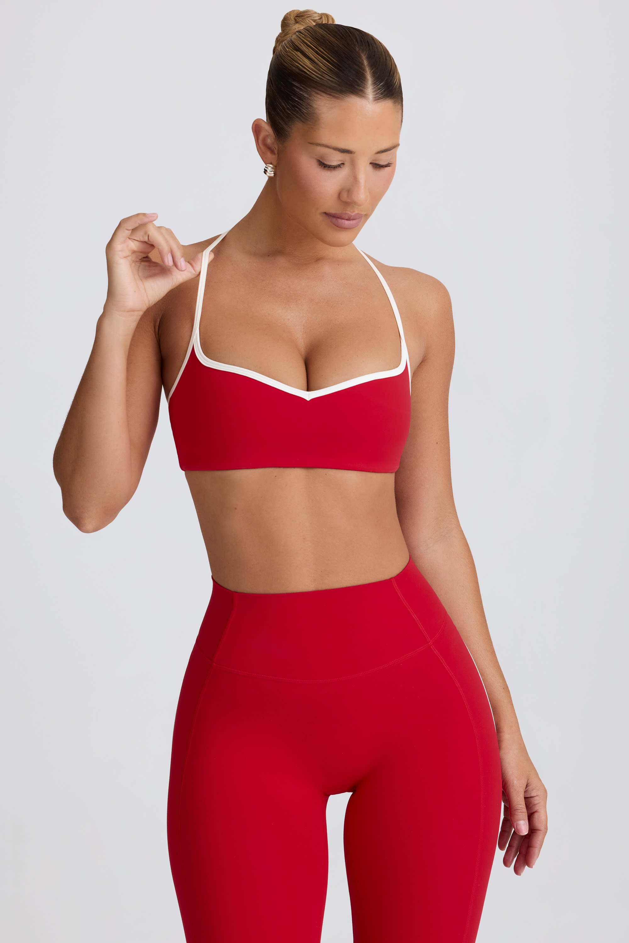 Soft Active Sweetheart-Neck Sports Bra in Hot Red – Bo+Tee