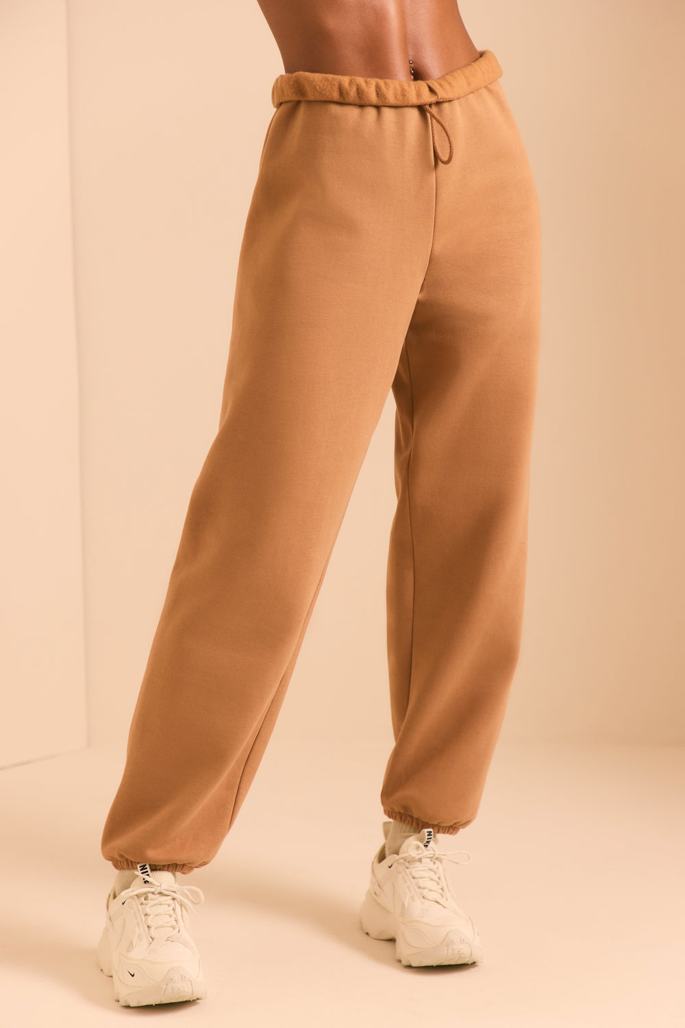 Pacific Relaxed Fit Joggers in Chestnut Brown