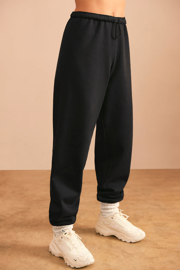 Pacific - Petite Relaxed Fit Joggers in Black